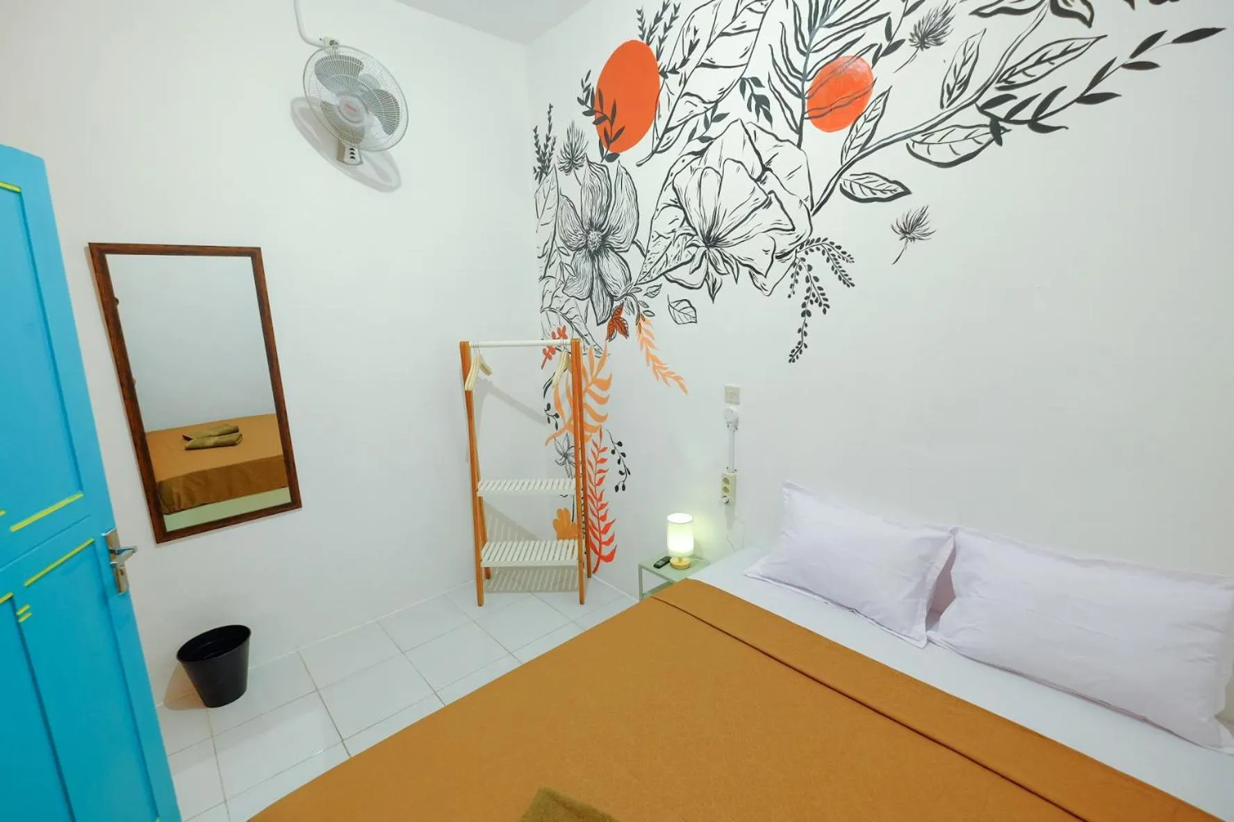 Budget Double Room in Snooze Malang