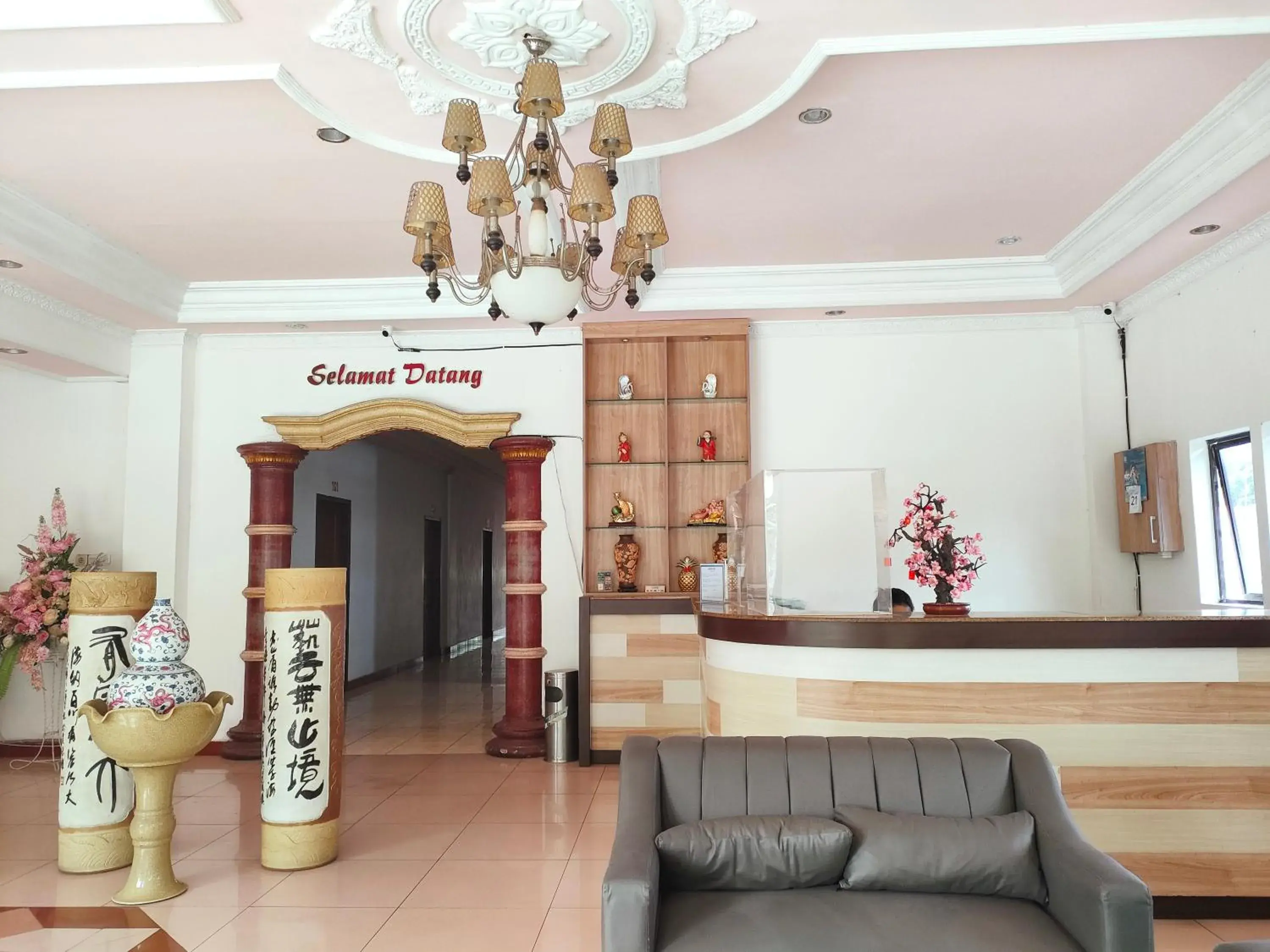 Balcony/Terrace in Hotel Riverside Manado Balcony/Terrace in Hotel Riverside Manado