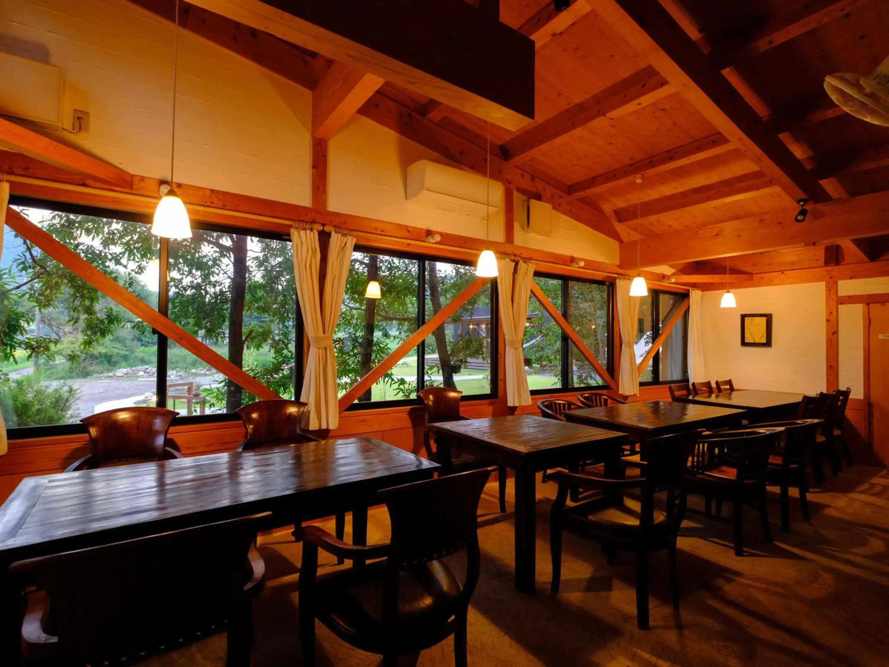 Restaurant/places to eat in The Sense of Wonder Holistic Glamping Restaurant/places to eat in The Sense of Wonder Holistic Glamping