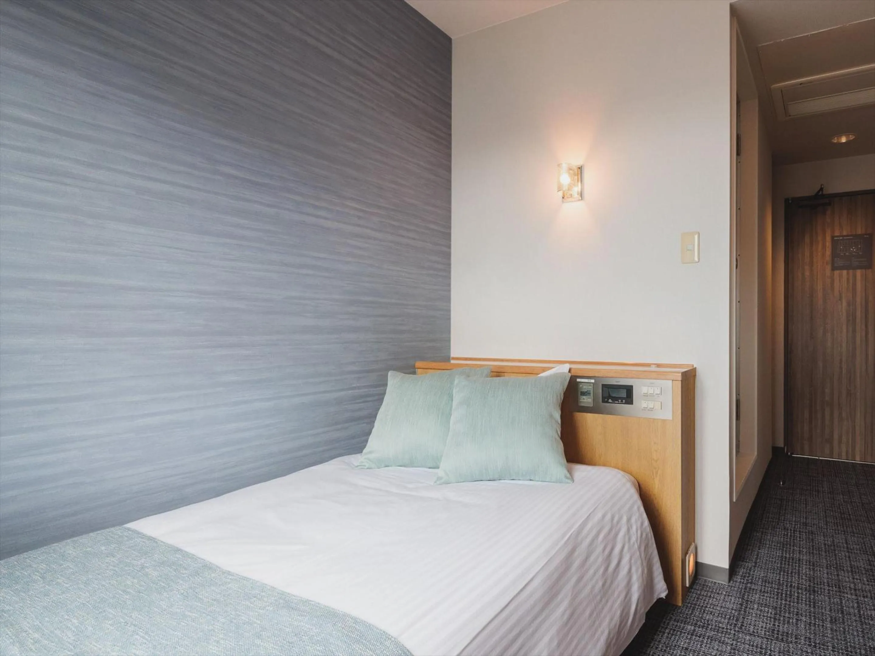 Bedroom, Bed in Miyako Daiichi Hotel