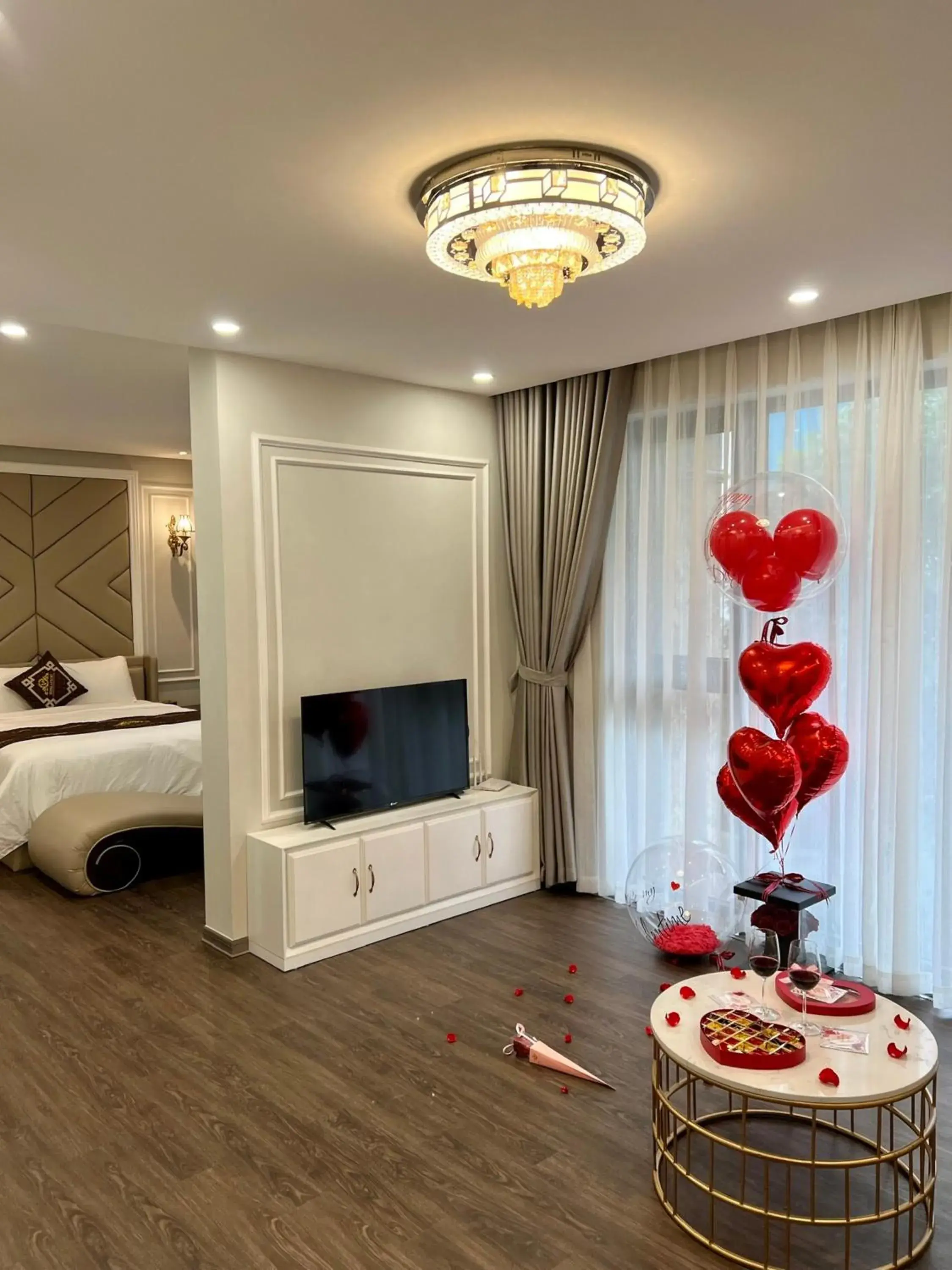 Photo of the whole room, Bed in VP Hotel Luxury Photo of the whole room, Bed in VP Hotel Luxury