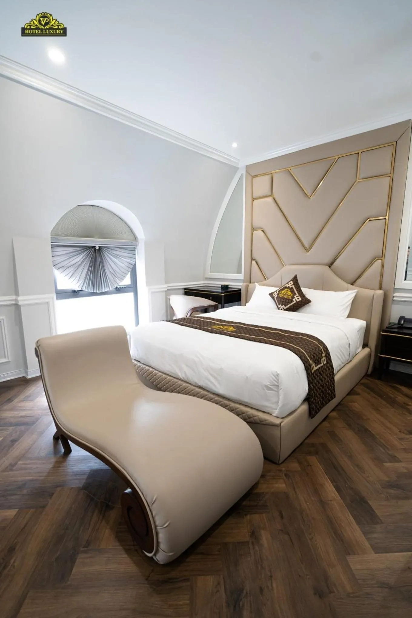 Bed in VP Hotel Luxury