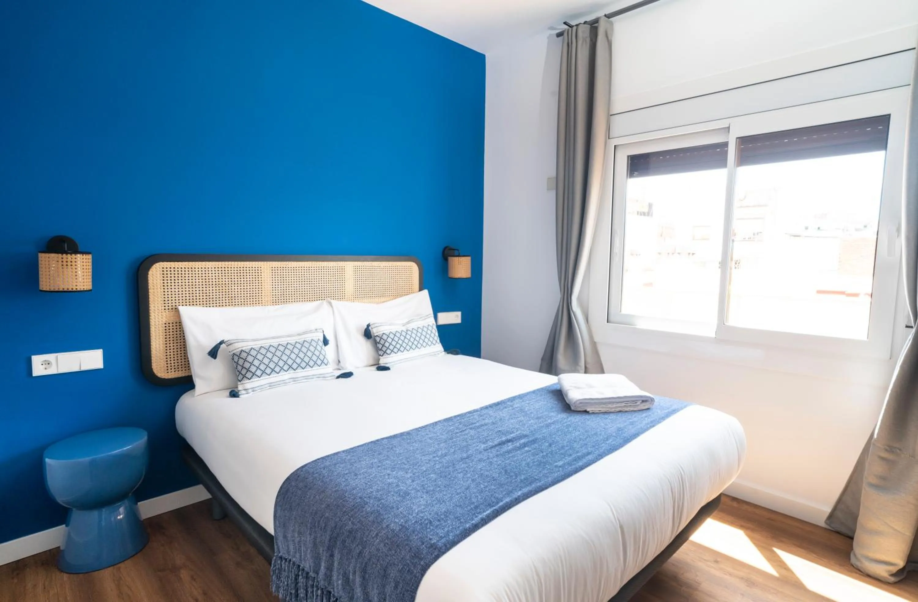 Bedroom, Bed in Caliu Apartments Barcelona - Camp Nou