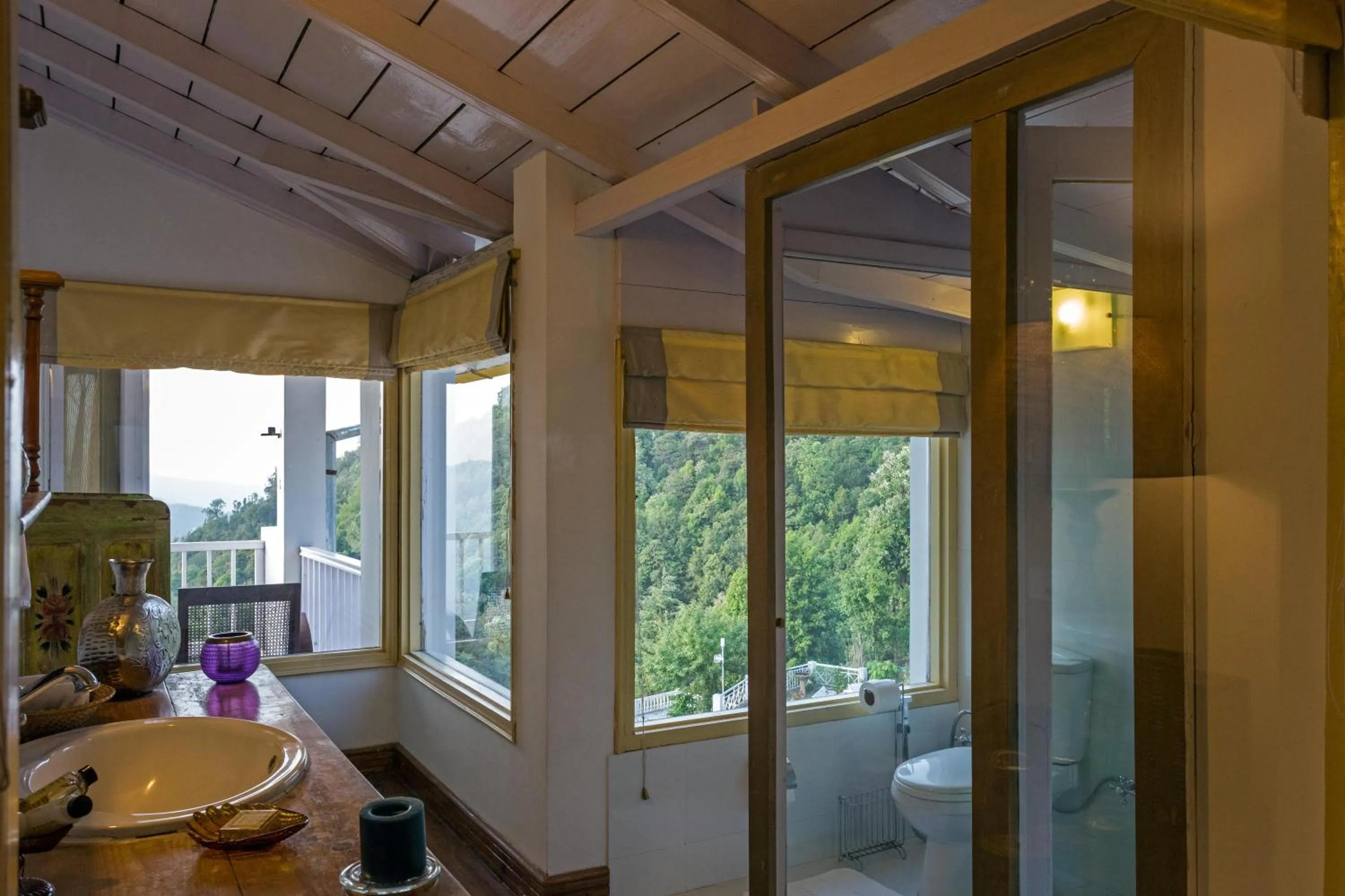 Bathroom in Te Aroha By Shervani