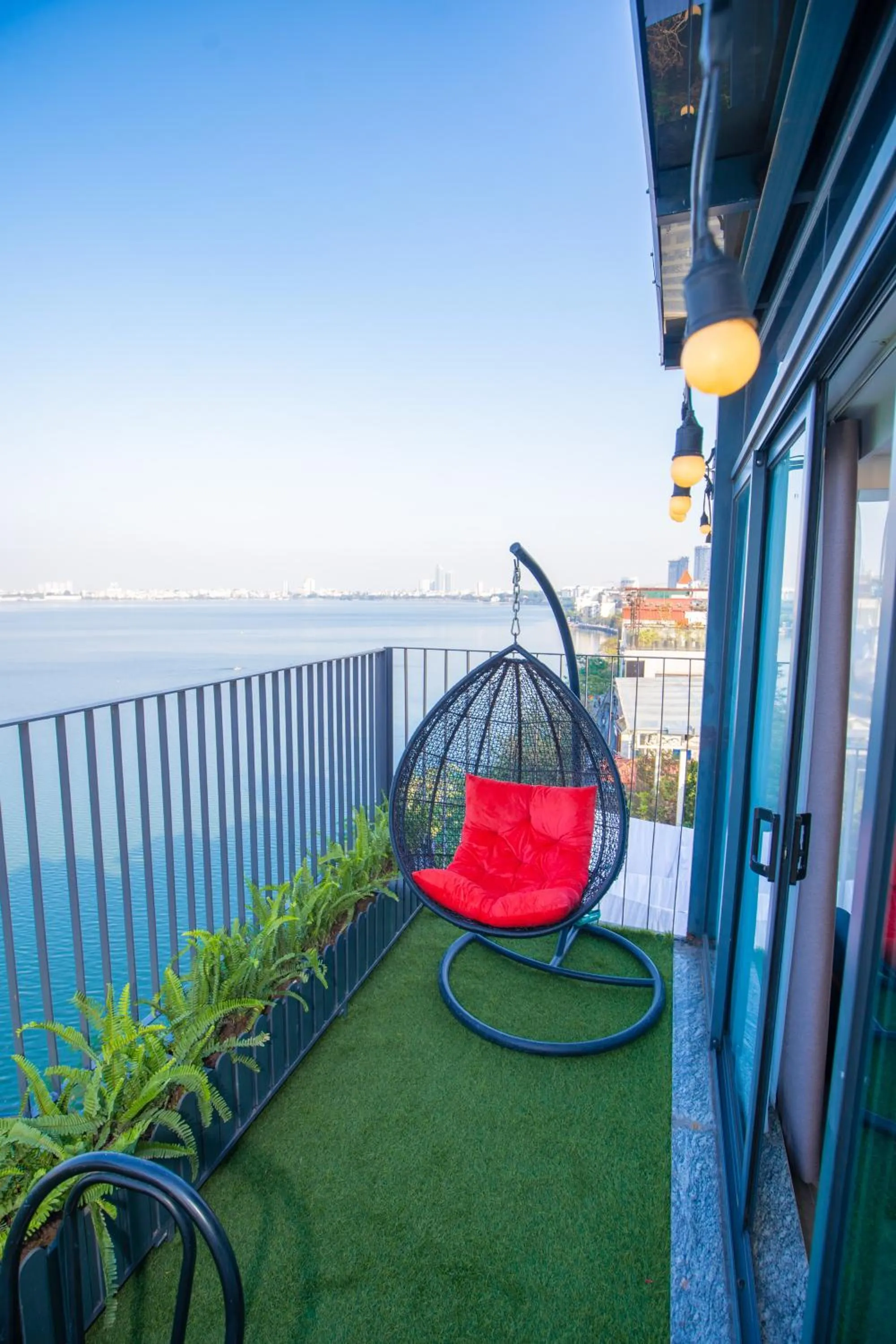 Patio in Lake View Hotel