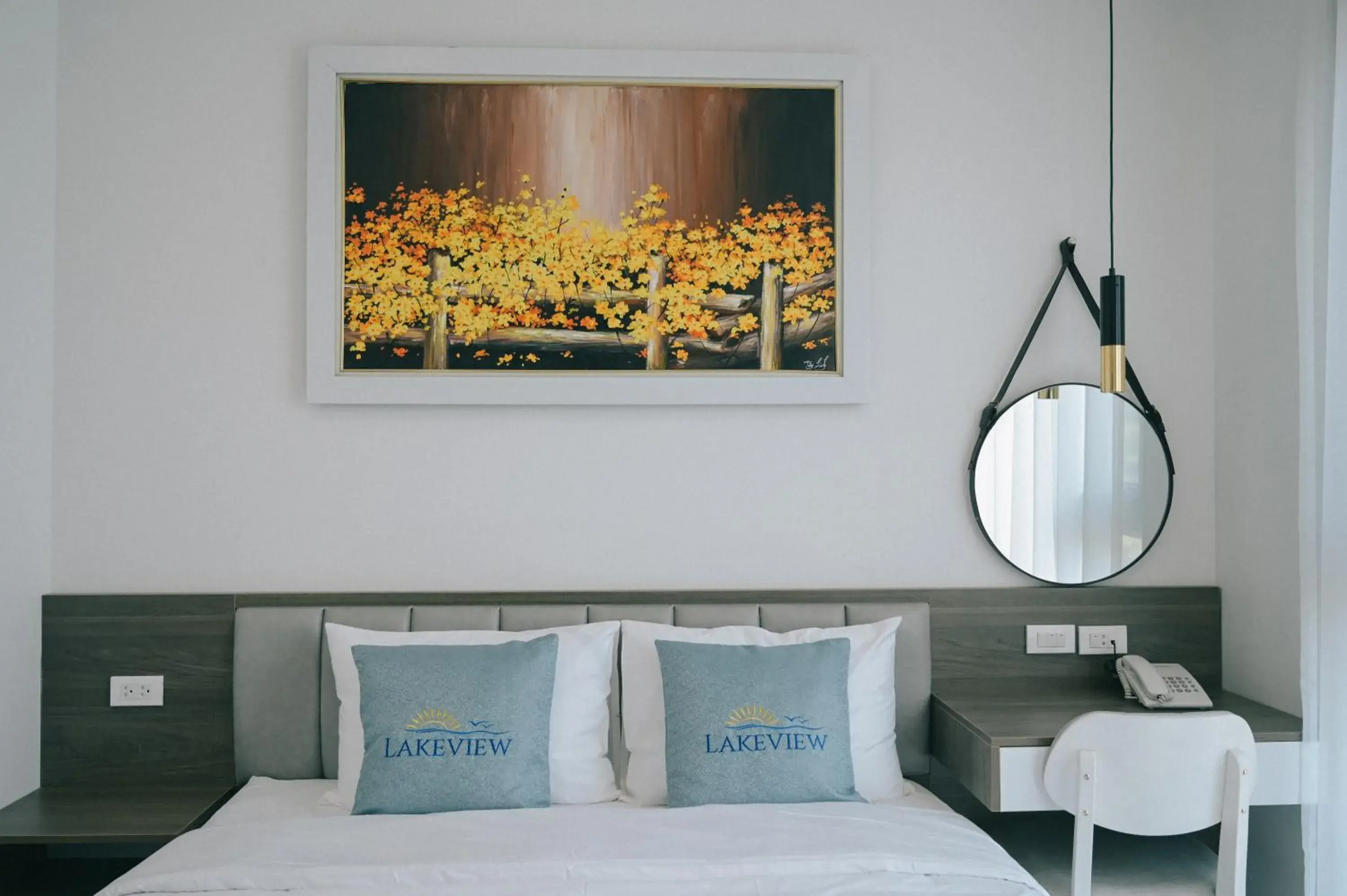 Bed in Lake View Hotel Bed in Lake View Hotel