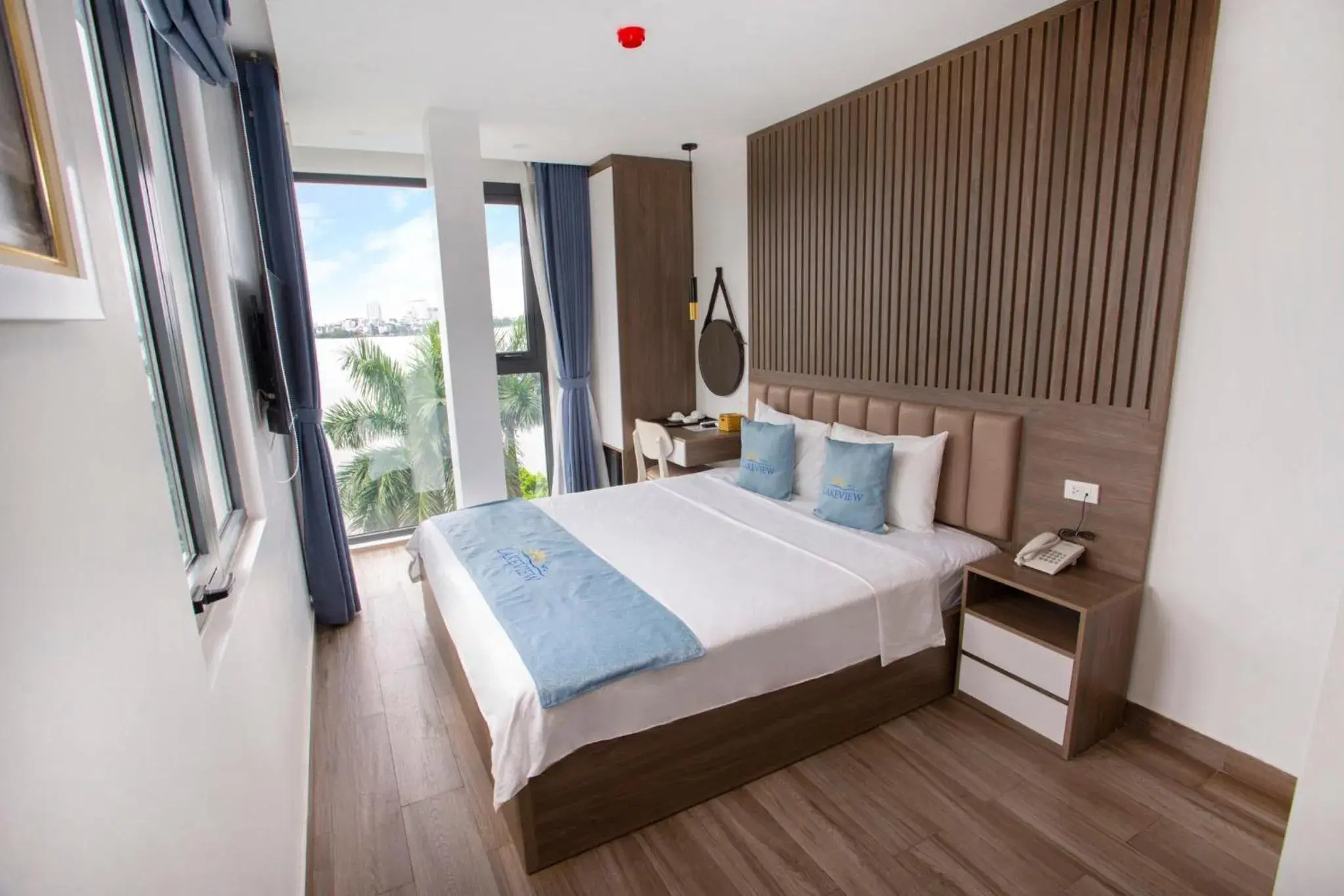 Bed in Lake View Hotel Bed in Lake View Hotel