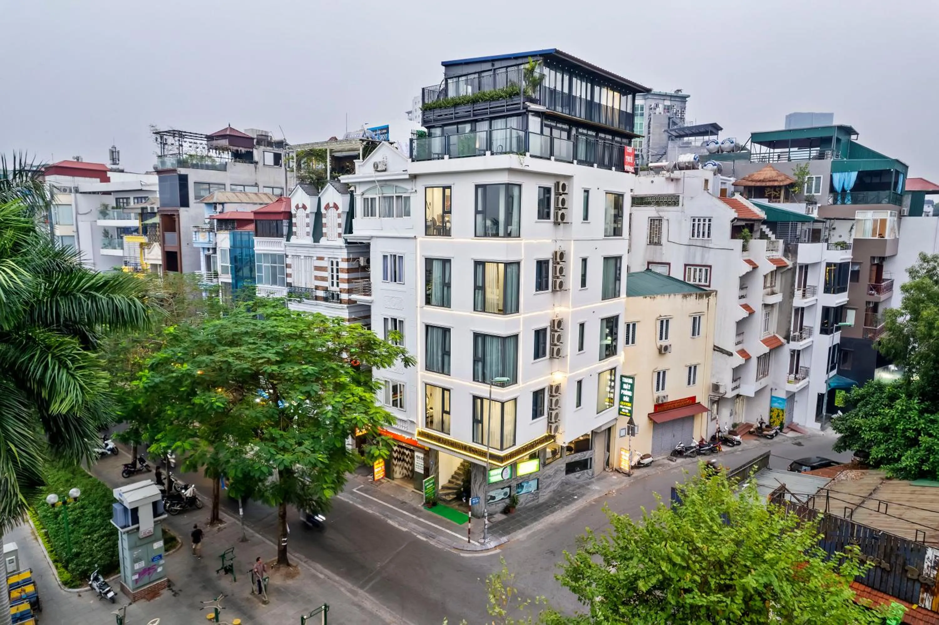 Property building in Lake View Hotel