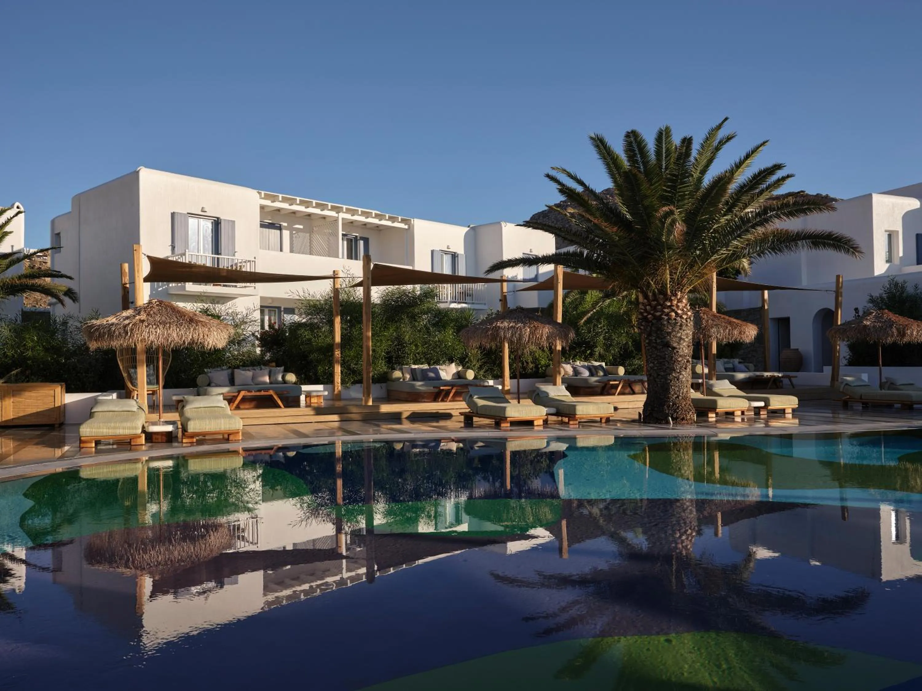 Myconian Sunrise Relais & Chateaux Hotel