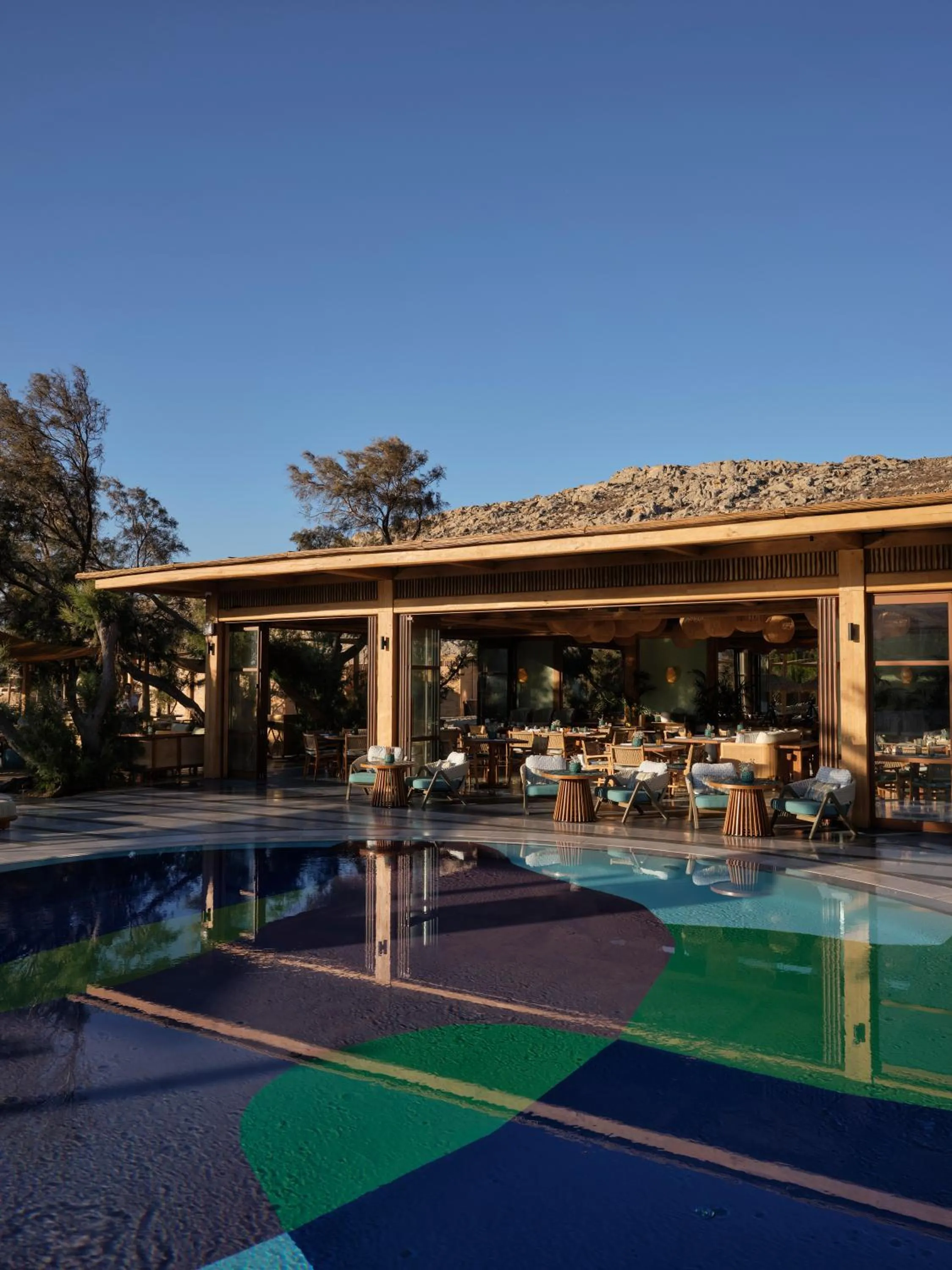 Myconian Sunrise Relais & Chateaux Hotel