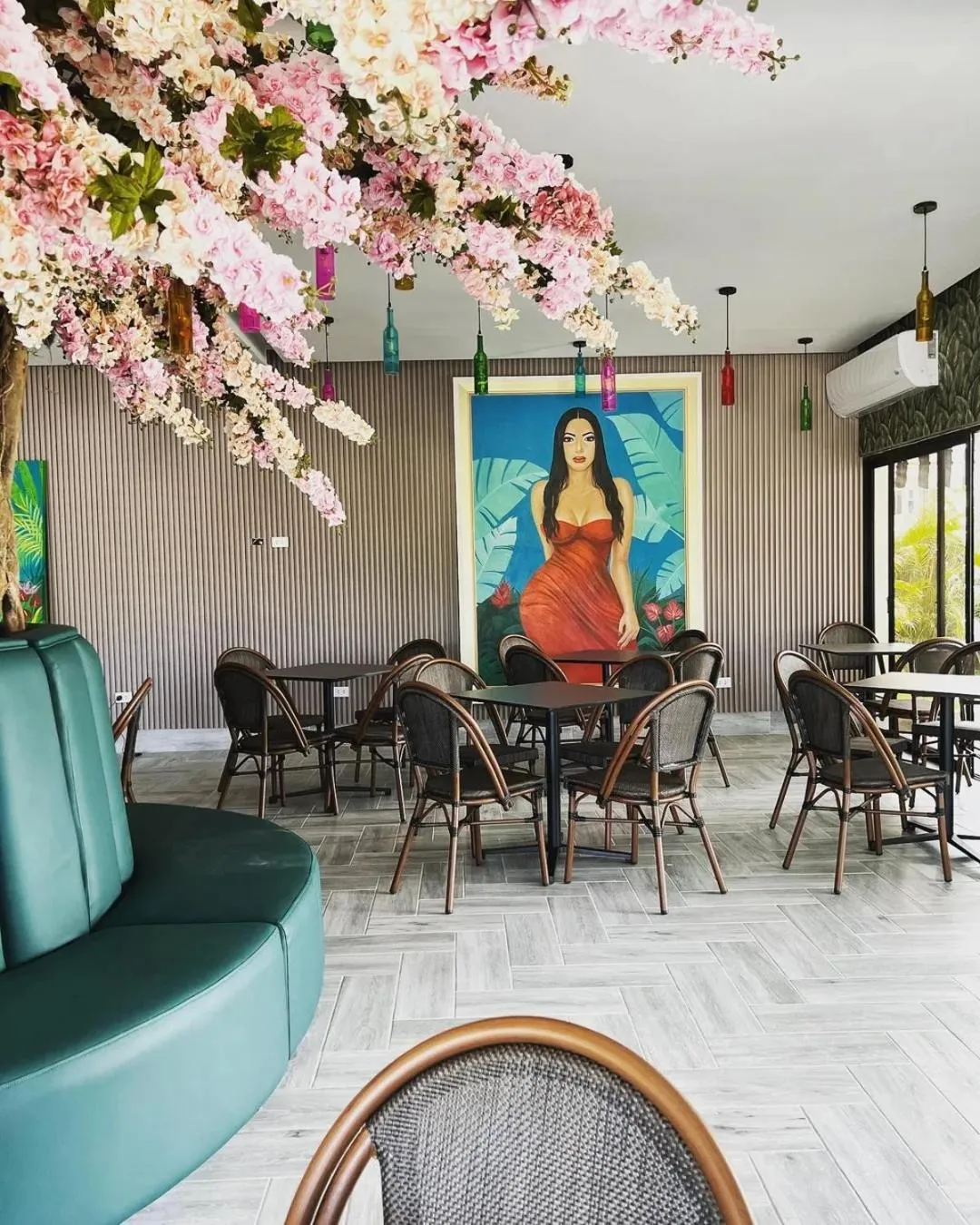 Restaurant/places to eat in Playa Palmera Beach Resort