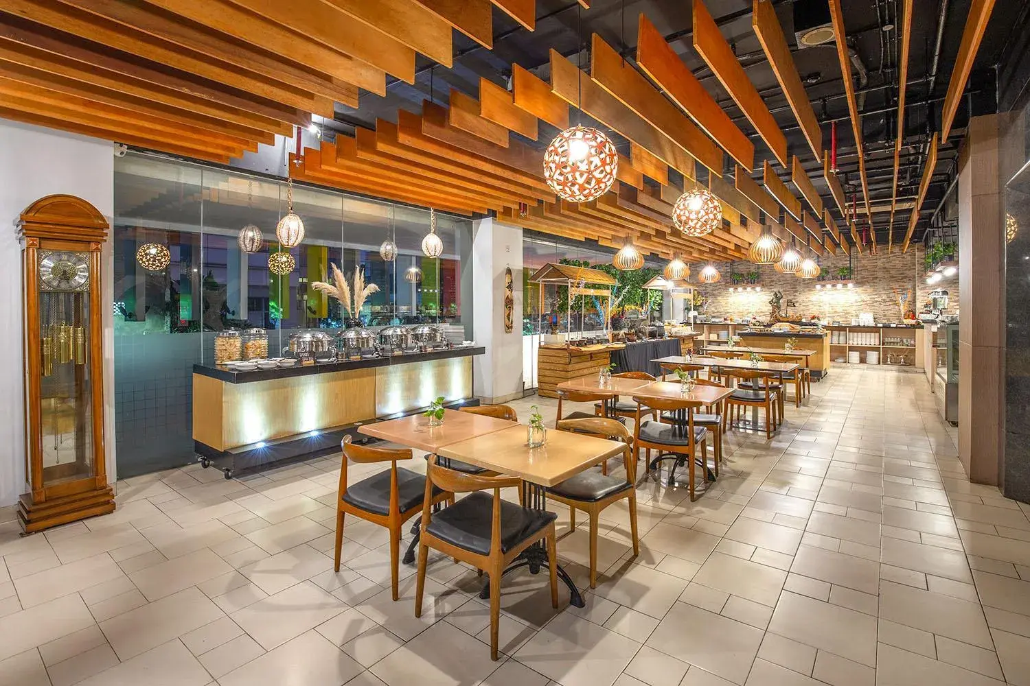 Restaurant/places to eat in 1O1 URBAN Jakarta Pemuda Restaurant/places to eat in 1O1 URBAN Jakarta Pemuda