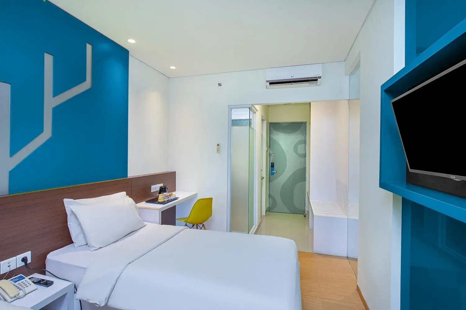 Bed in 1O1 URBAN Jakarta Pemuda Bed in 1O1 URBAN Jakarta Pemuda