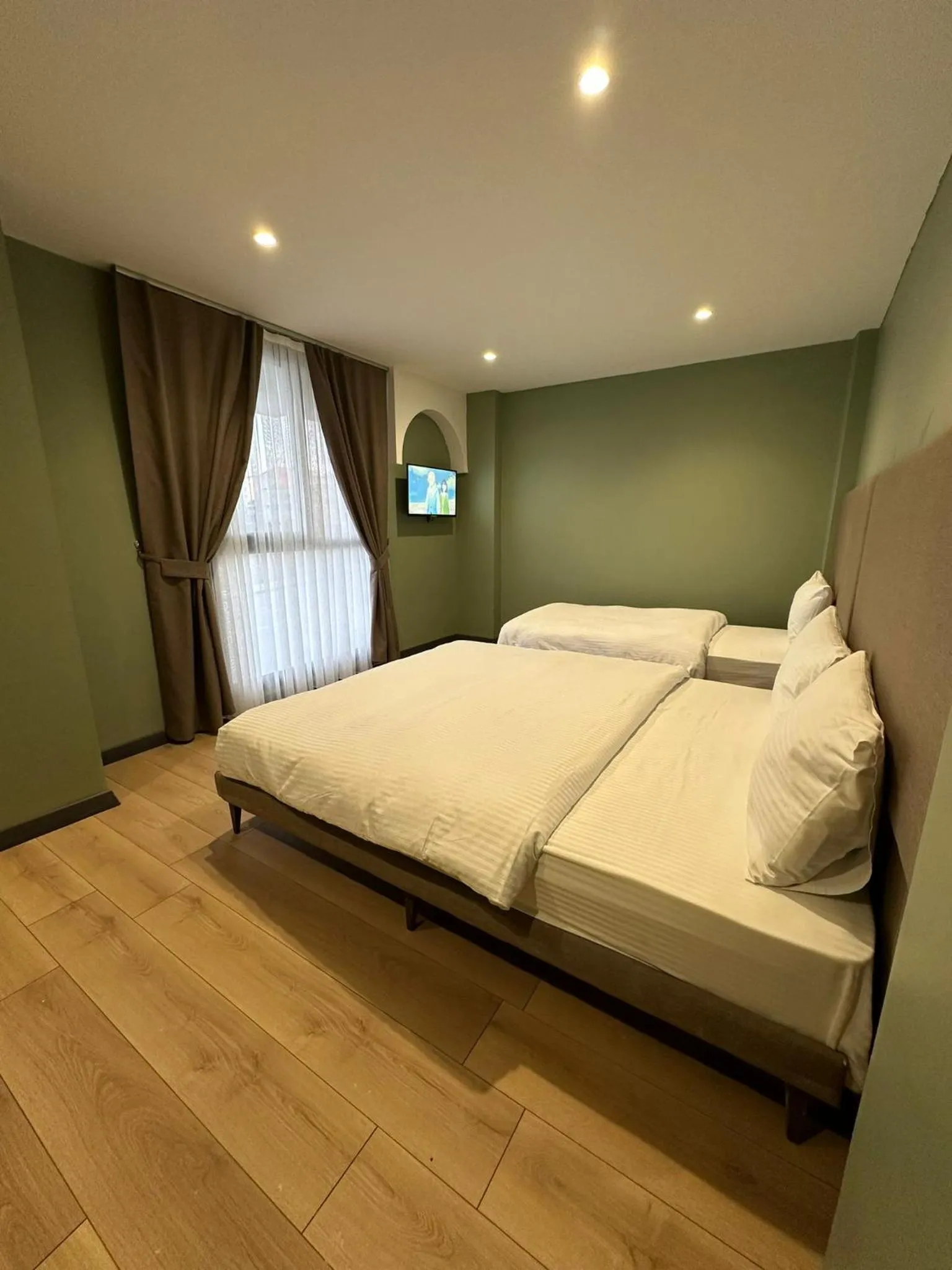 Photo of the whole room, Bed in Heaven Inn Airport Hotel