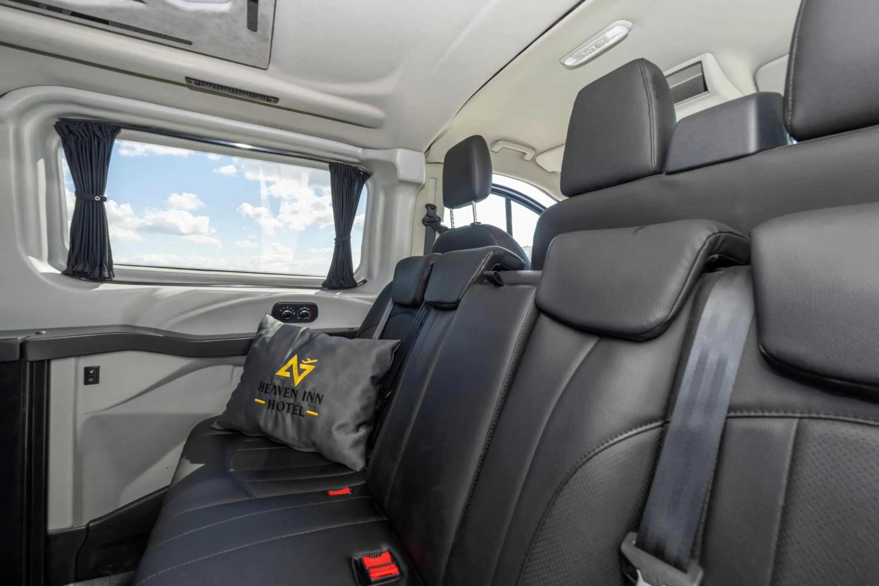 shuttle in Heaven Inn Airport Hotel