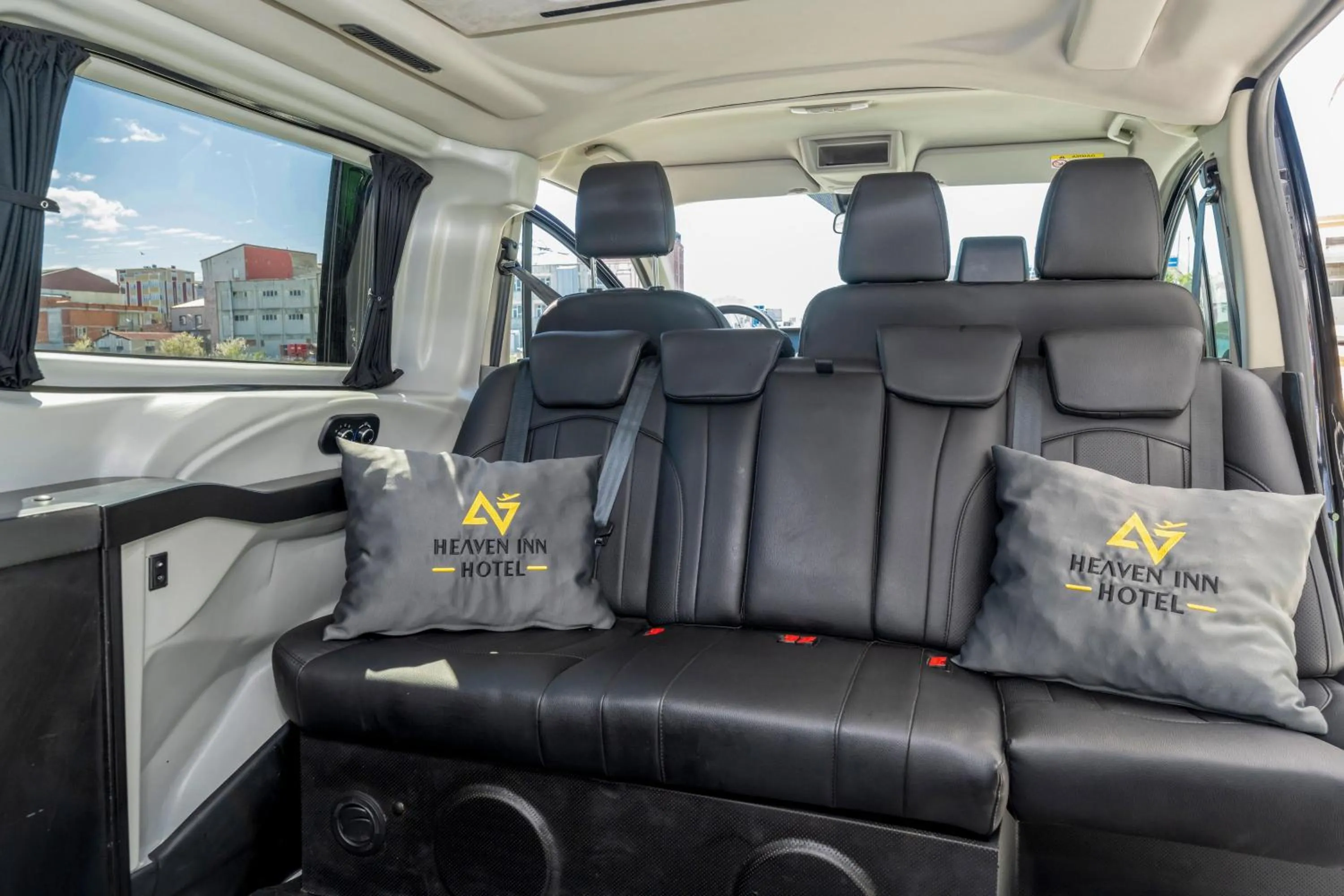 shuttle in Heaven Inn Airport Hotel