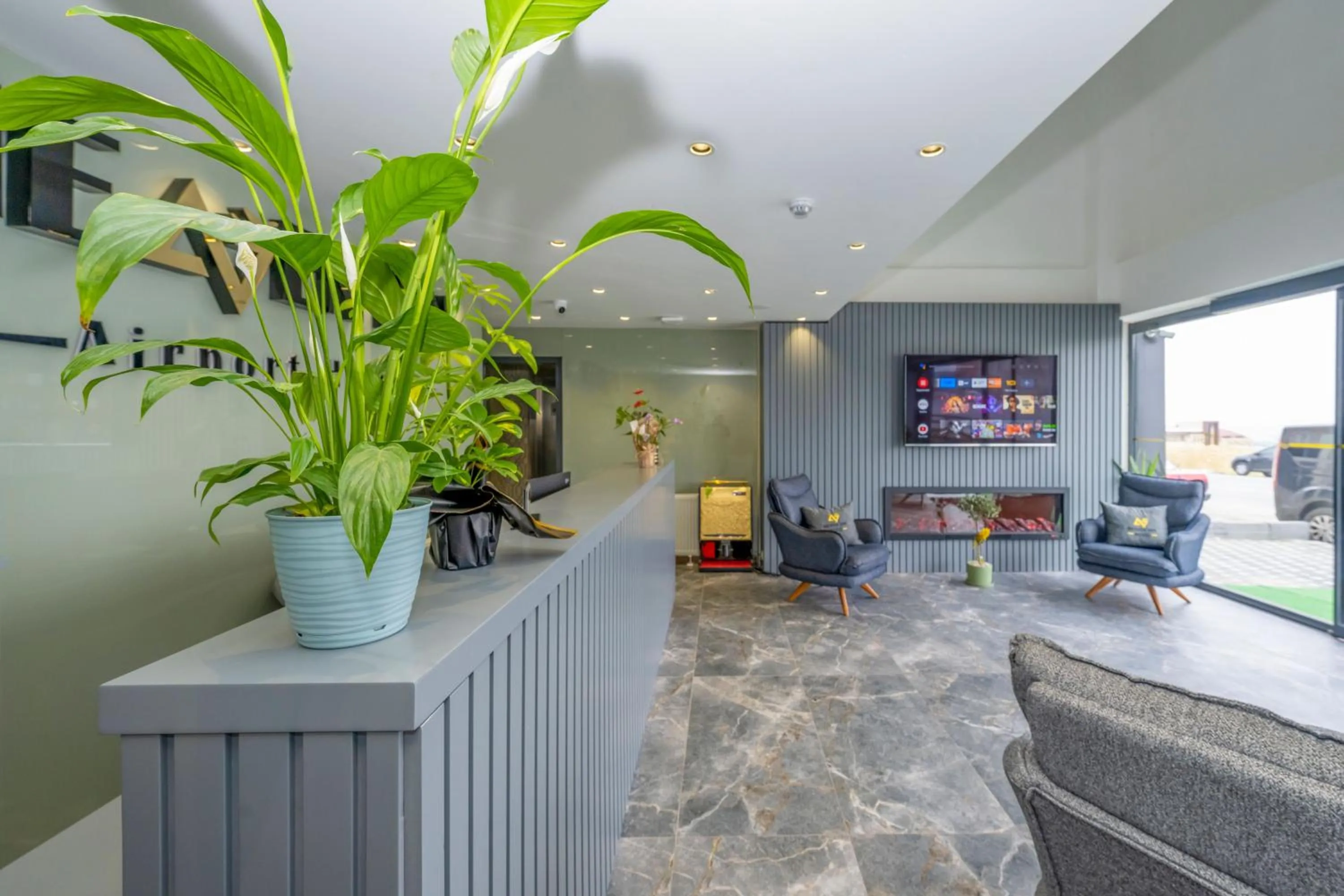 Lobby or reception in Heaven Inn Airport Hotel