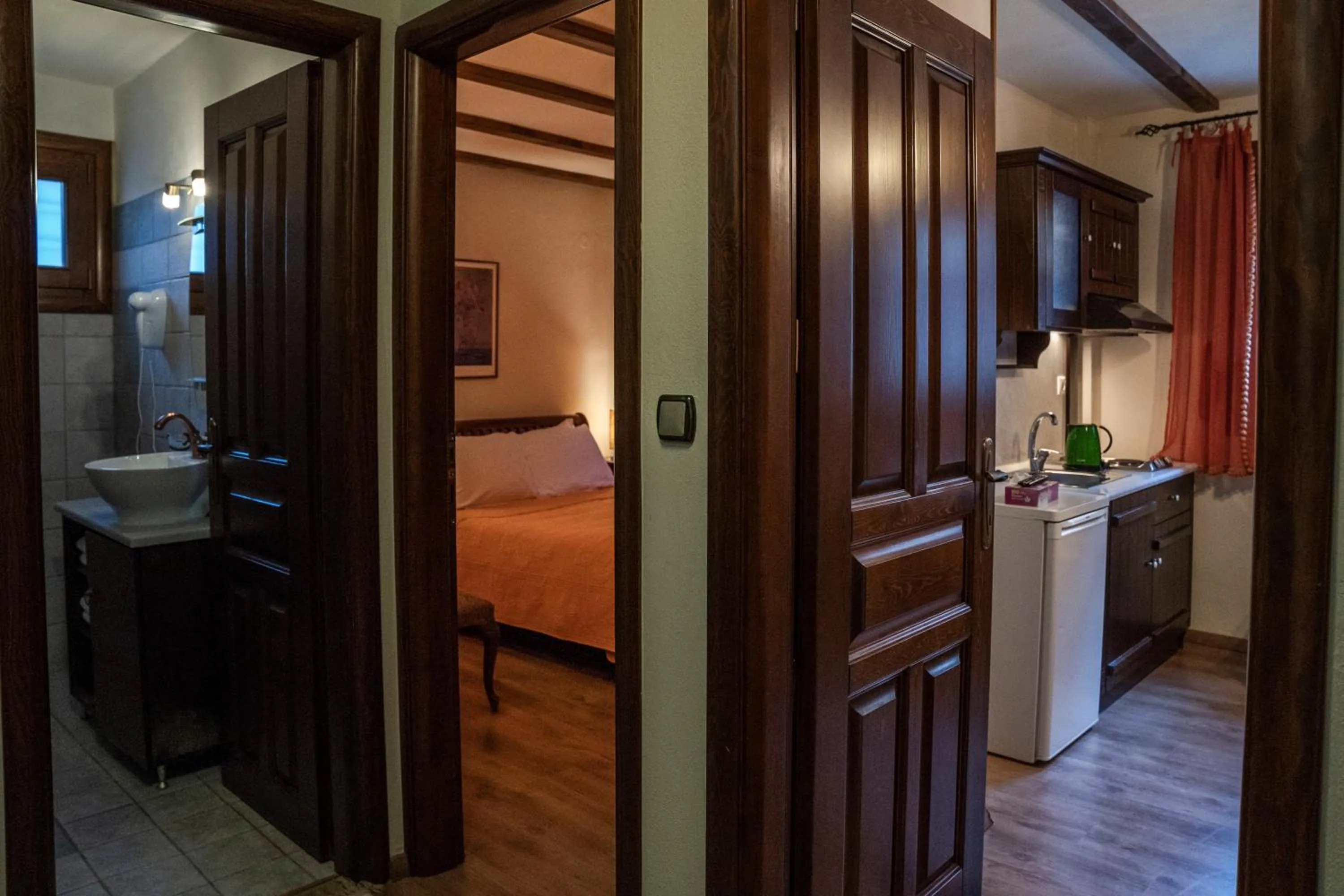 Bathroom in Archontiko Mesohori Meteora