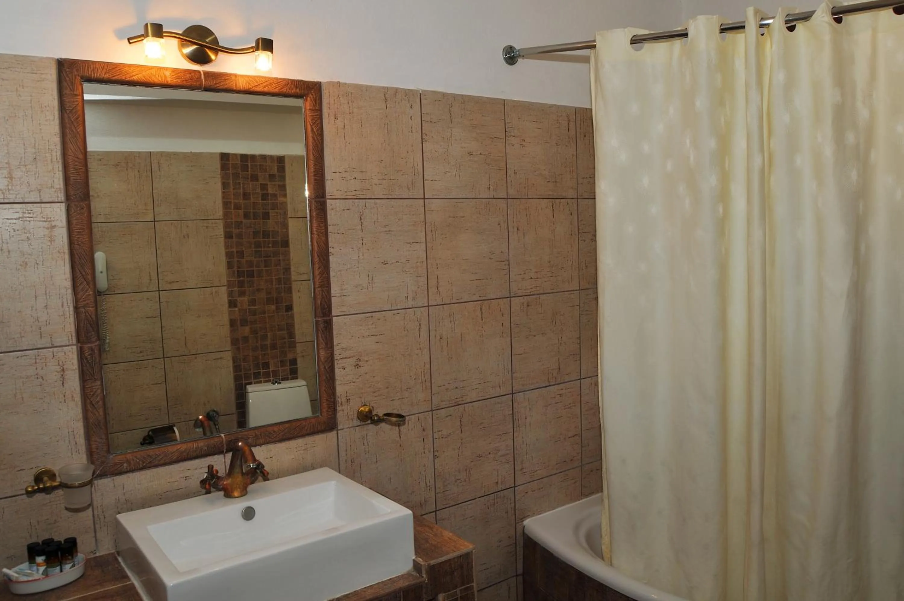 Bathroom in Archontiko Mesohori Meteora