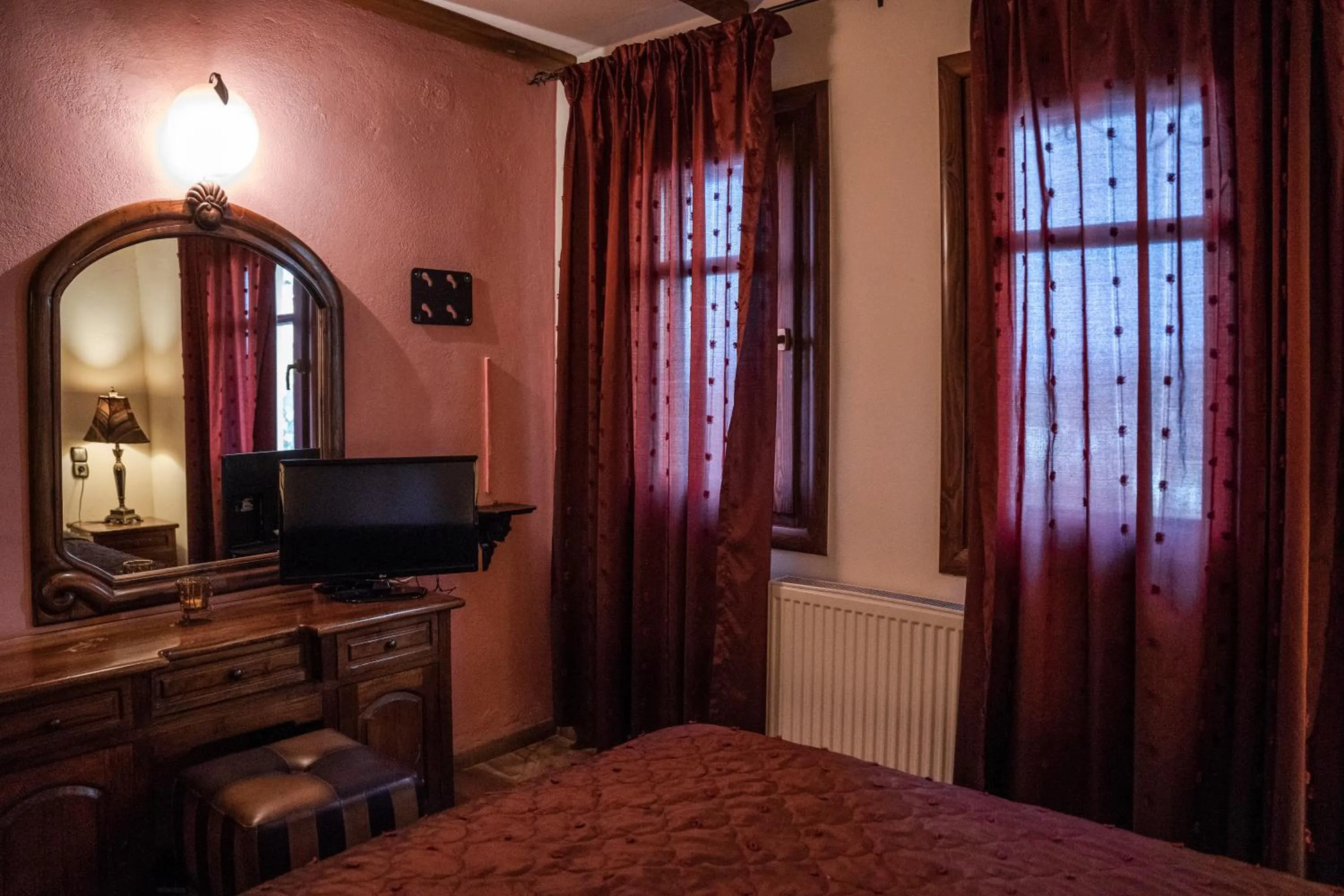 Bedroom, Bed in Archontiko Mesohori Meteora