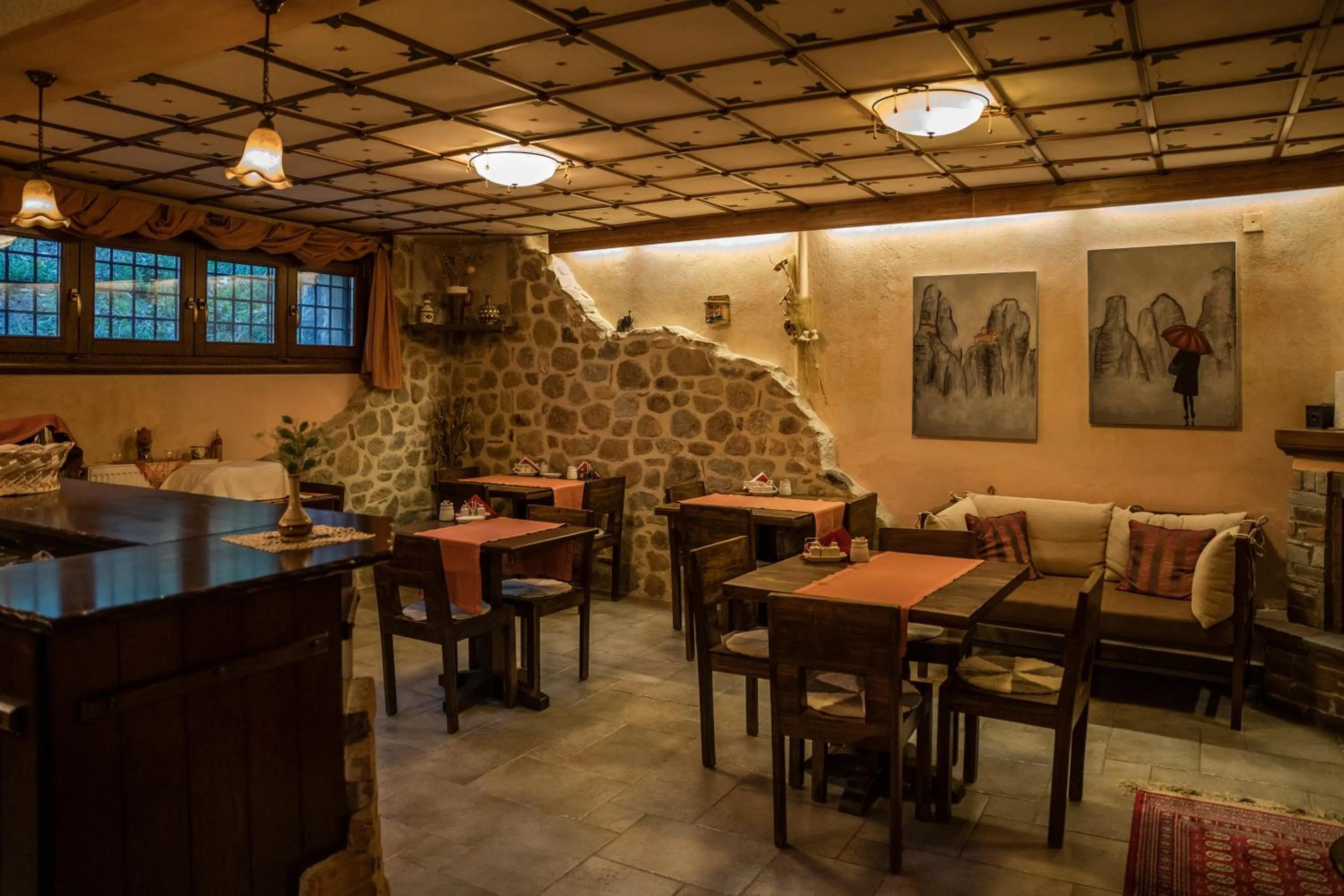 Lounge or bar in Archontiko Mesohori Meteora