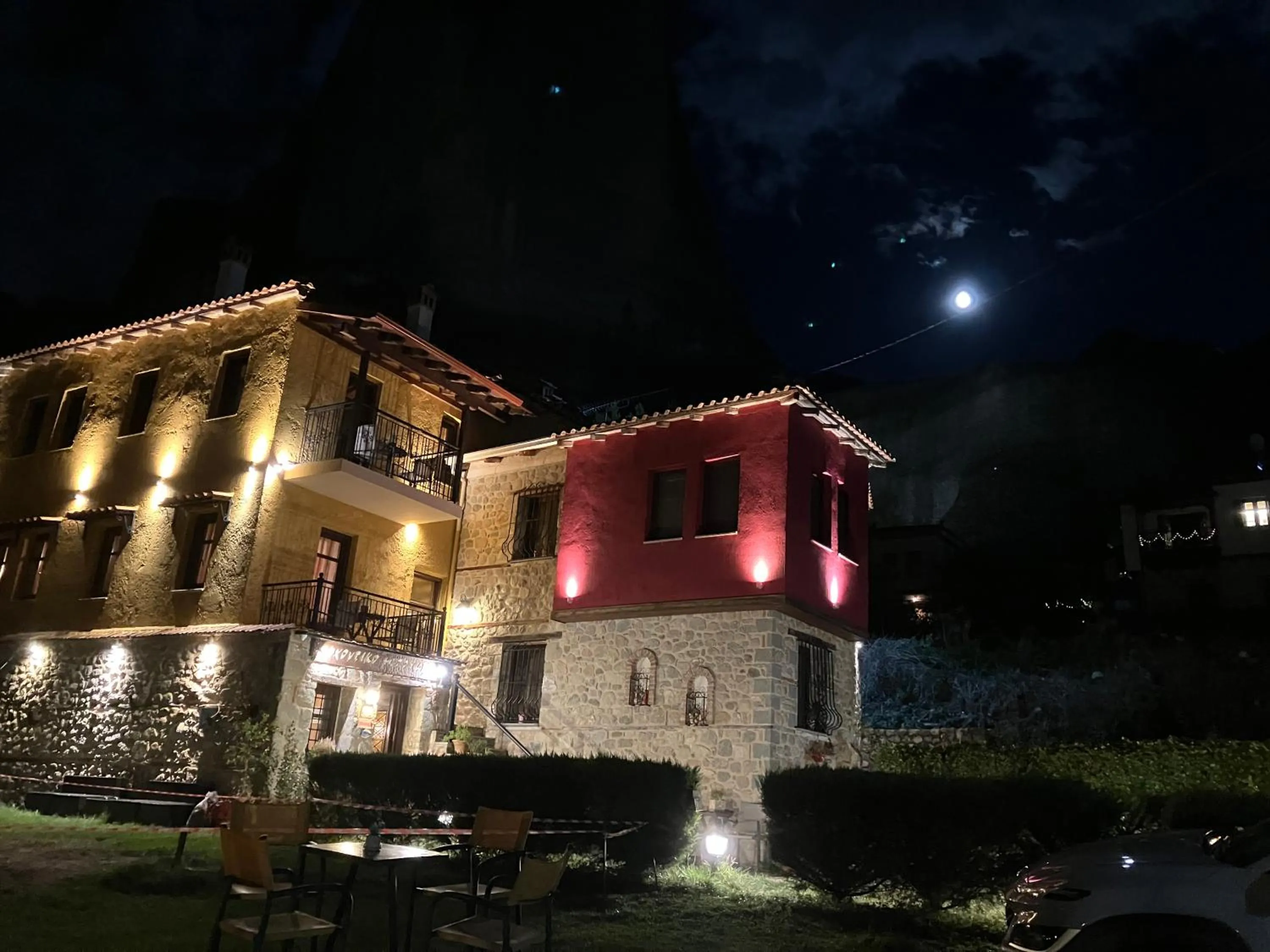 Property building in Archontiko Mesohori Meteora