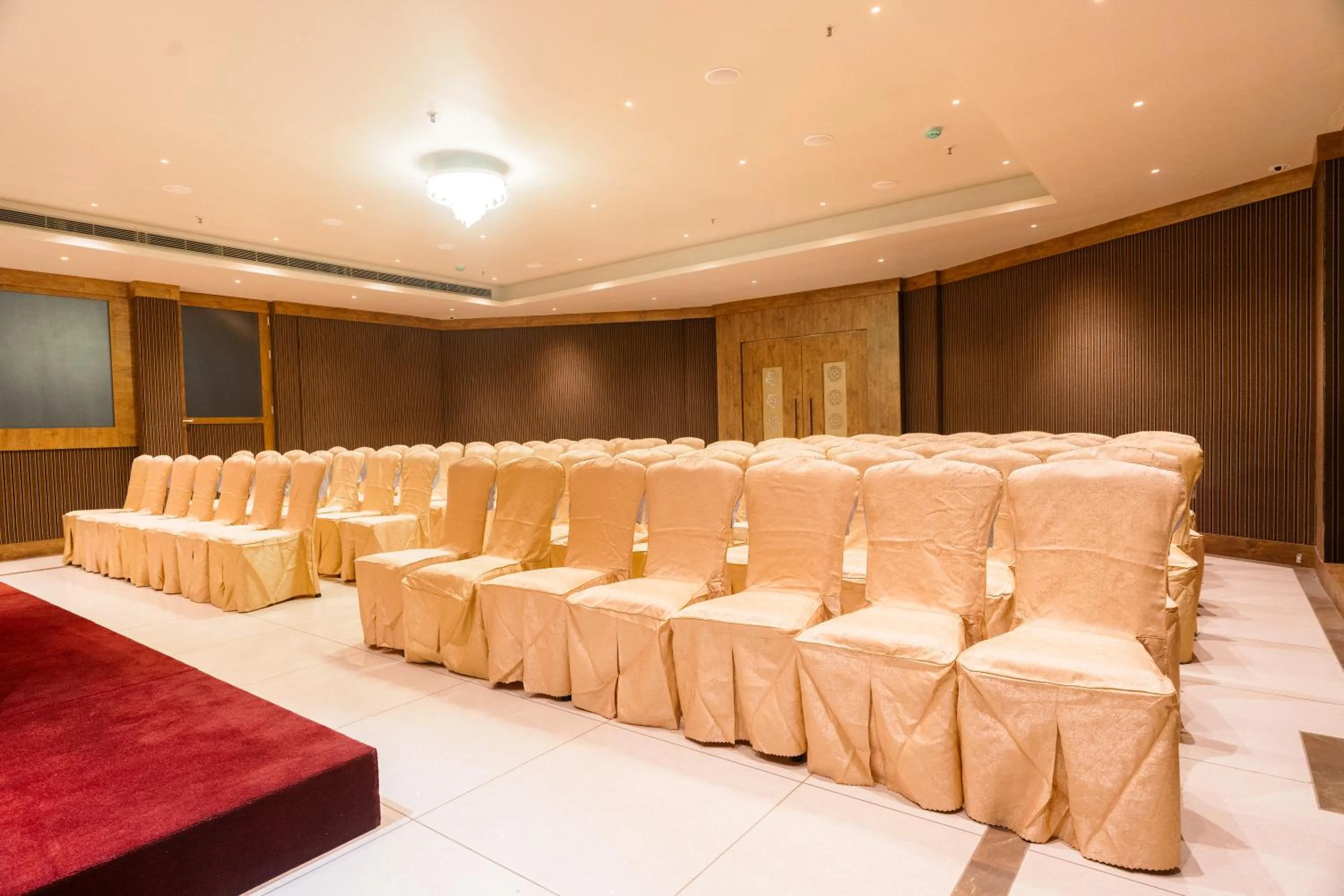 Banquet/Function facilities in Marine Inn Hotel