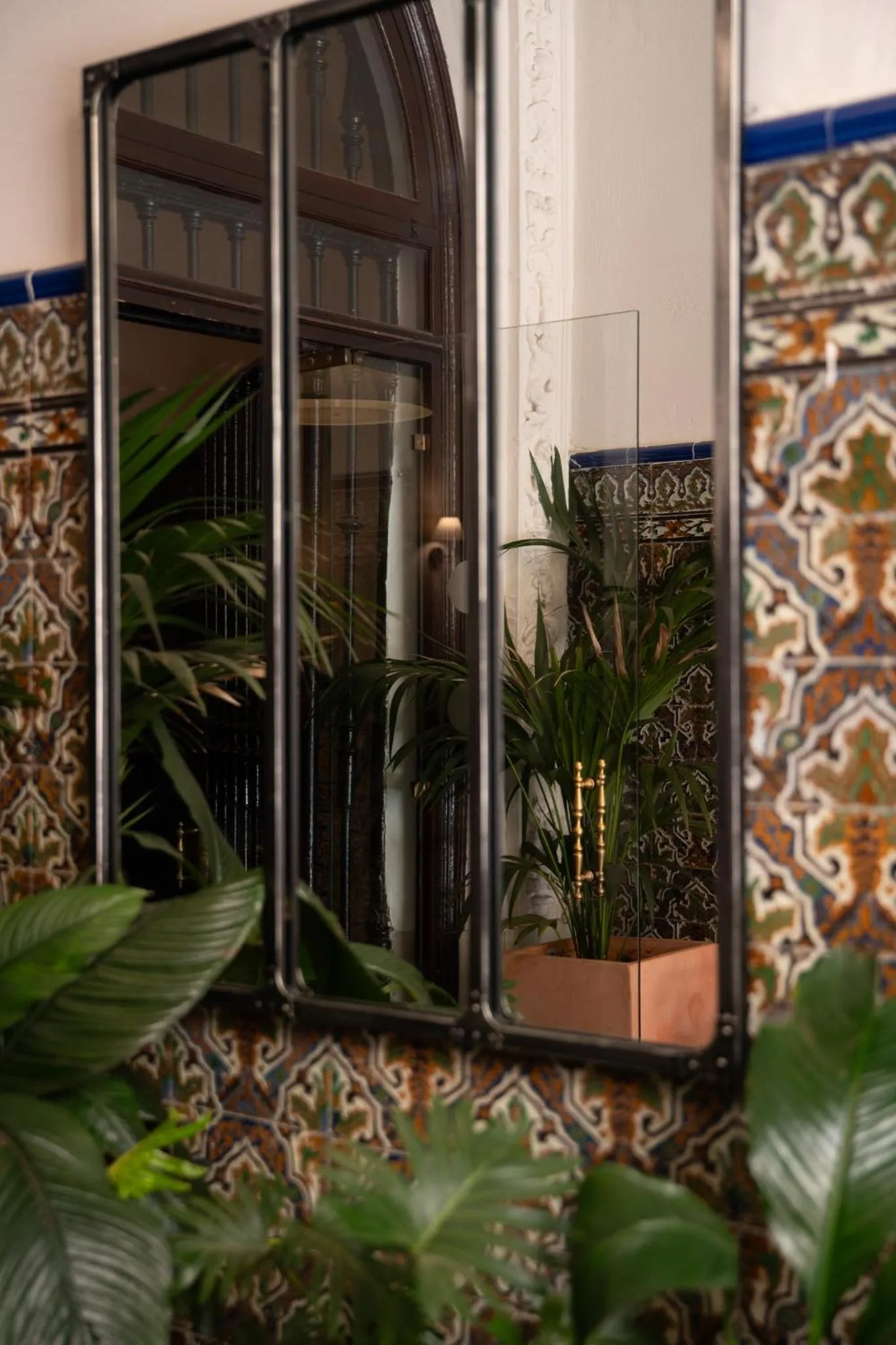 Decorative detail in Honest Sevilla