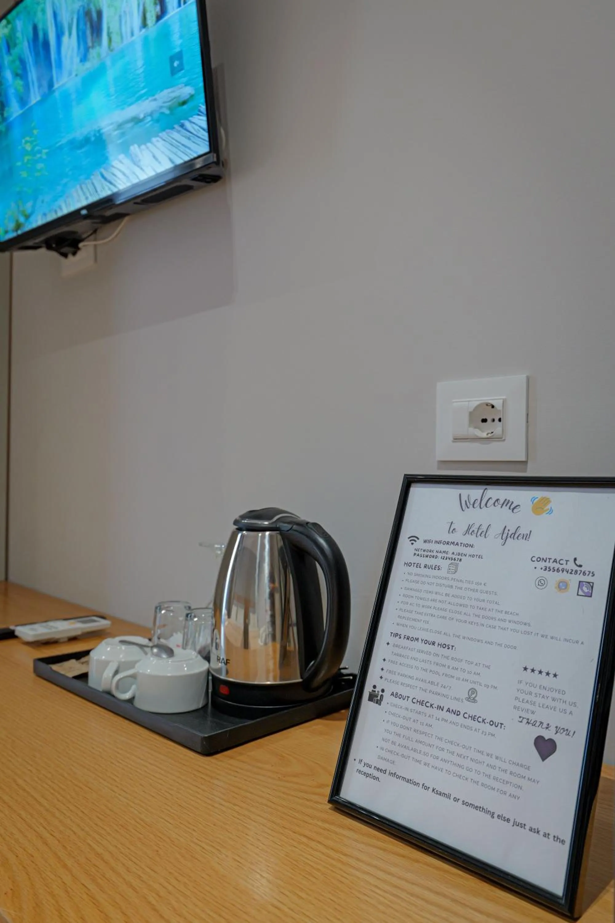 TV and multimedia in Hotel Ajden by Mira Mare