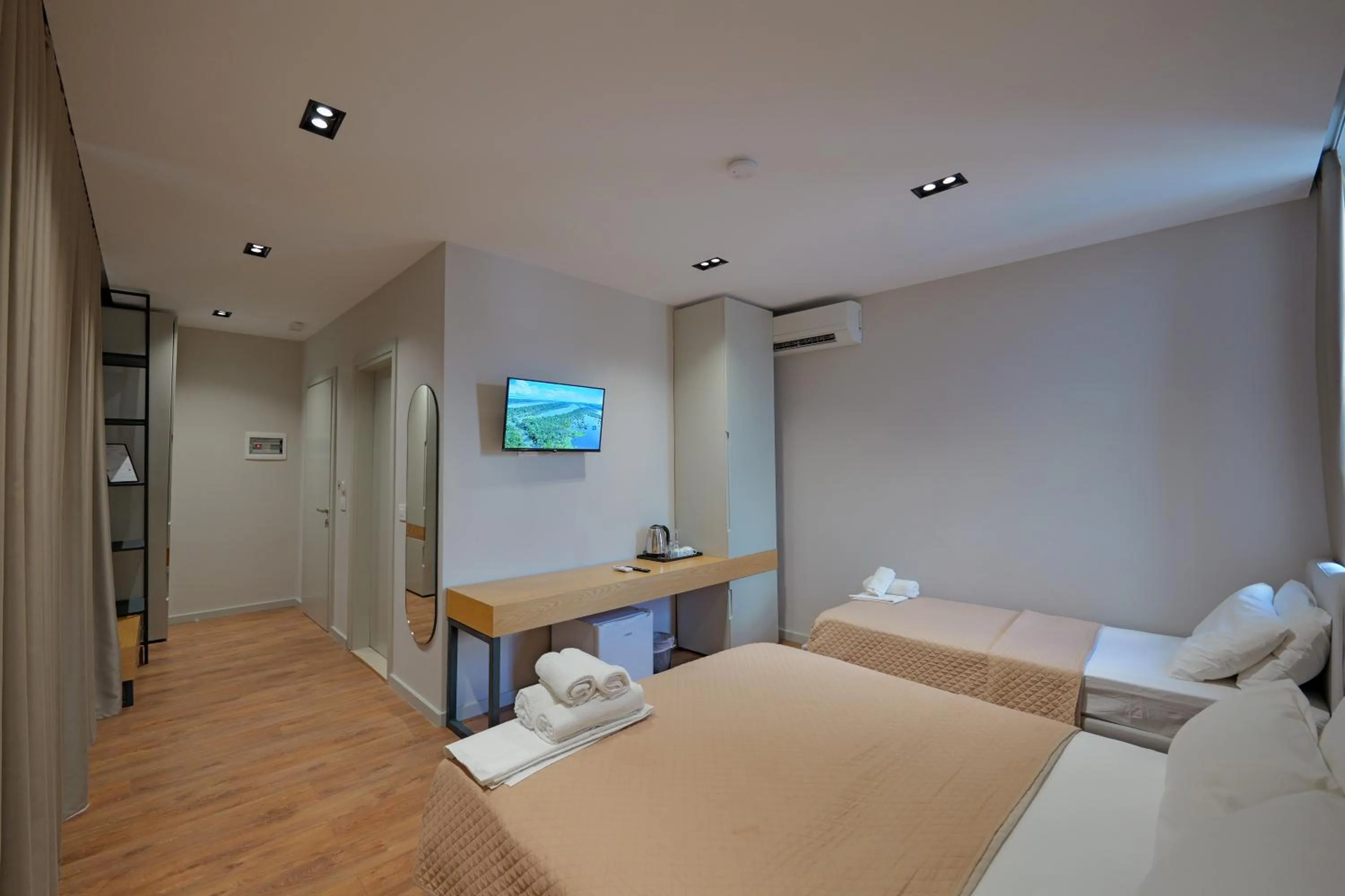 Photo of the whole room, Bed in Hotel Ajden by Mira Mare