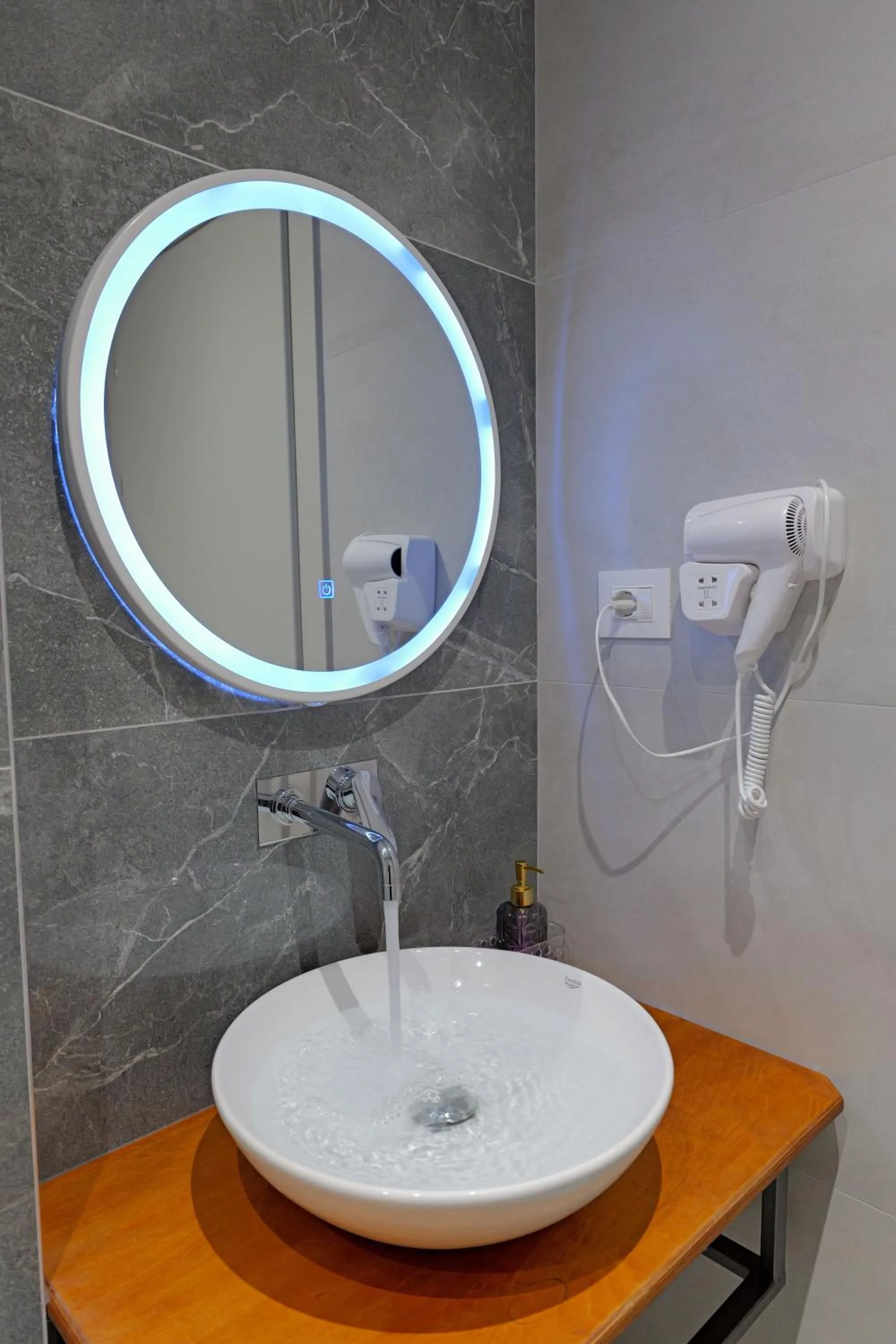 Bathroom in Hotel Ajden by Mira Mare