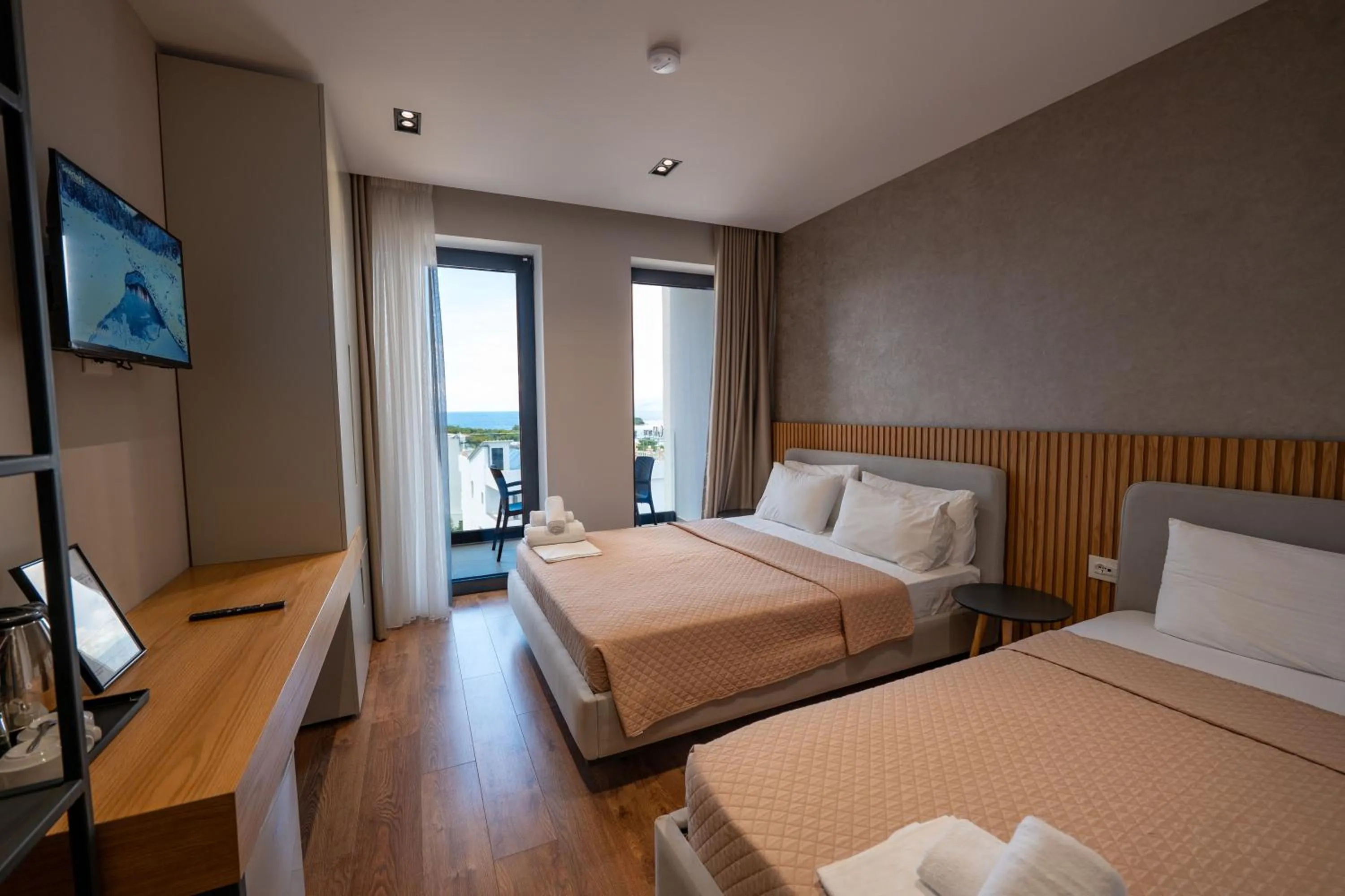 Photo of the whole room, Bed in Hotel Ajden by Mira Mare