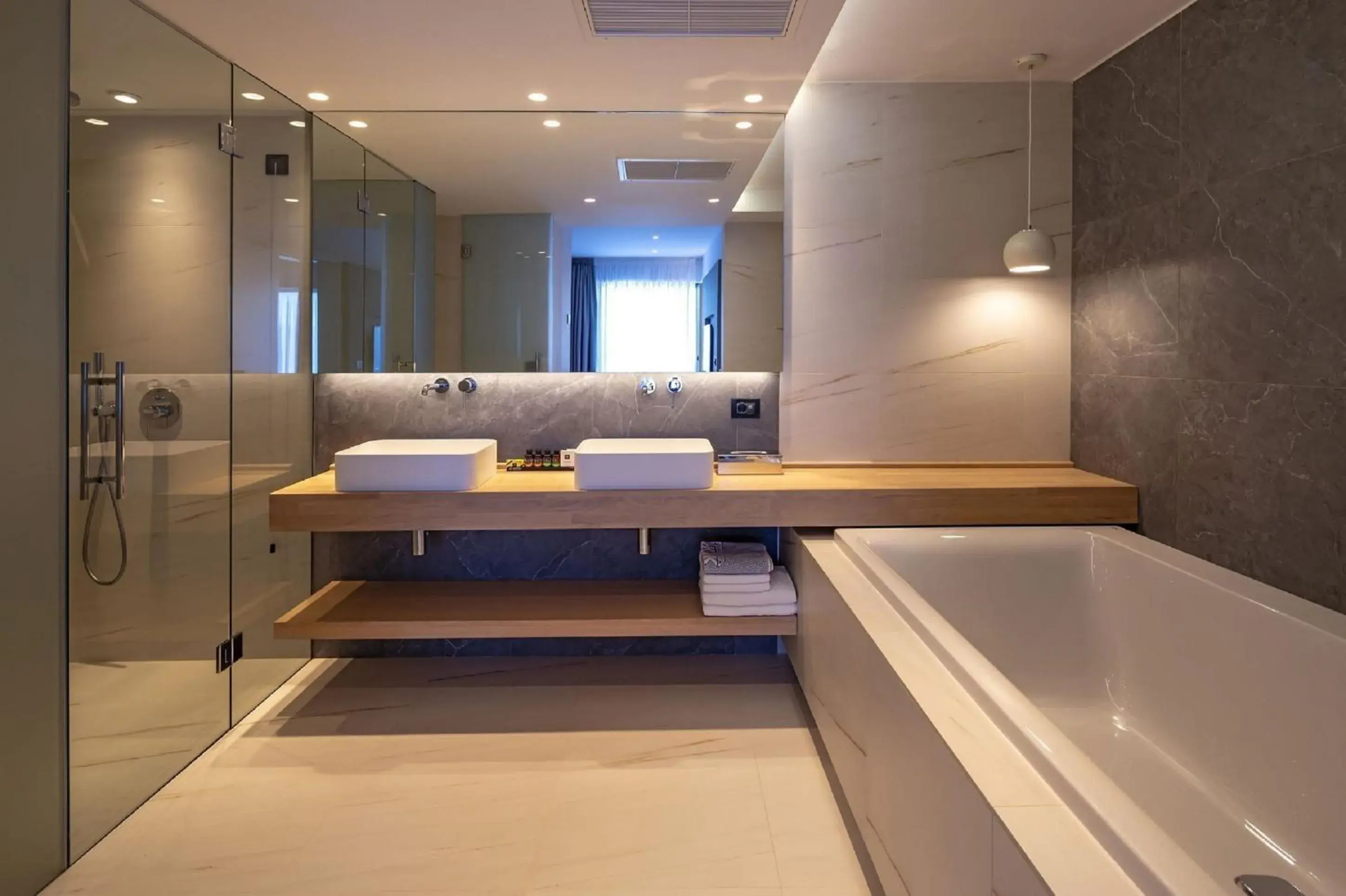 Bathroom, Bed in Skiathos Palace Hotel Bathroom, Bed in Skiathos Palace Hotel