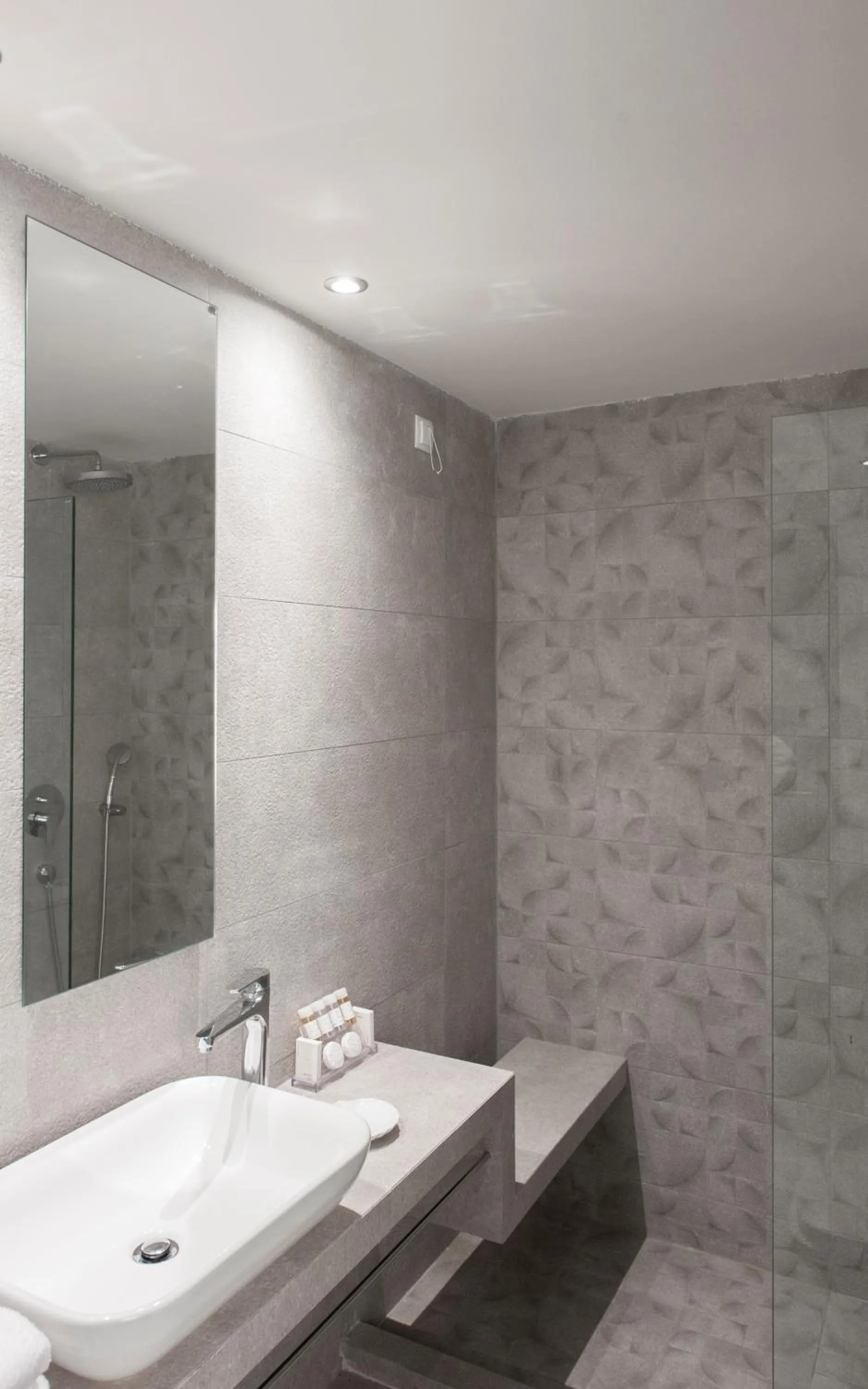 Bathroom in King Saron Hotel Resort