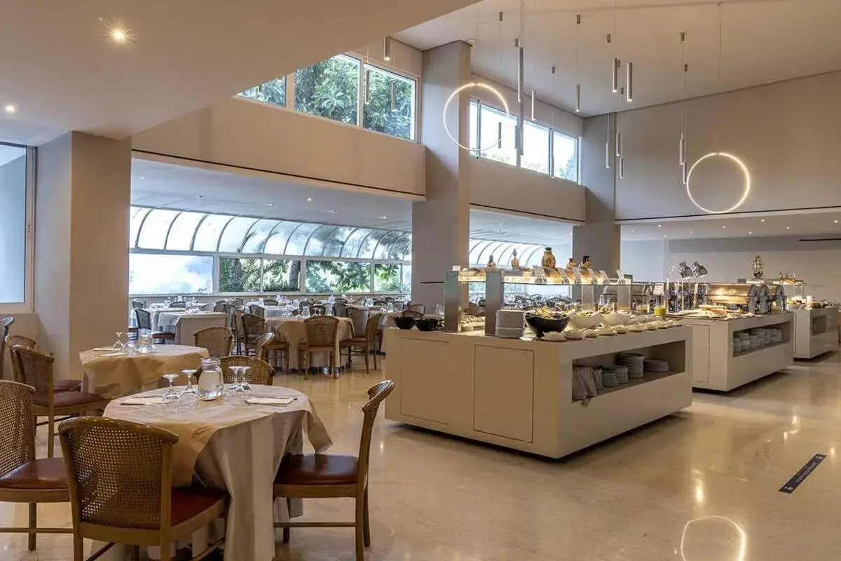 Restaurant/places to eat in King Saron Hotel Resort Restaurant/places to eat in King Saron Hotel Resort