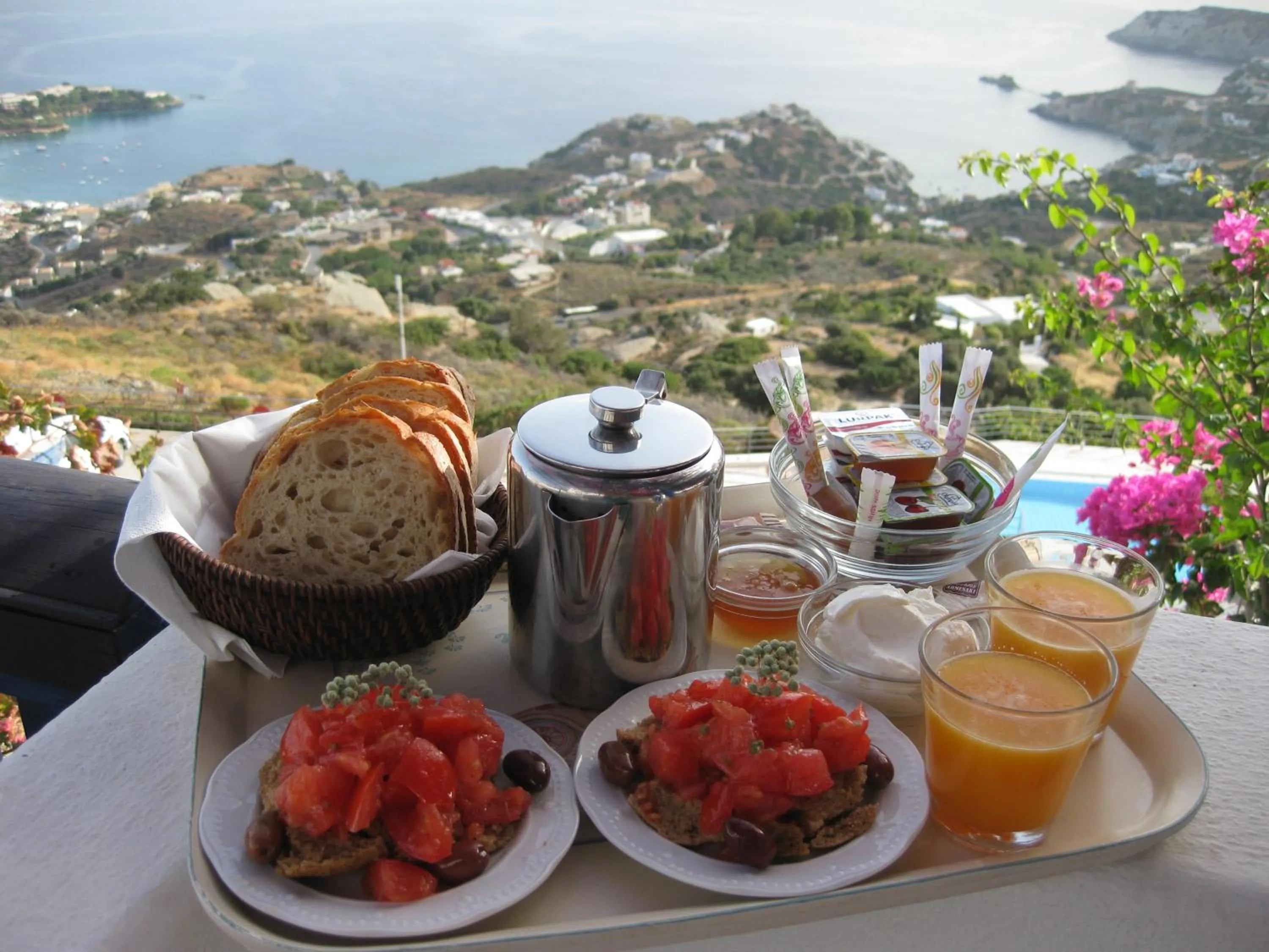 Food and drinks in Nymphes Luxury Apartments