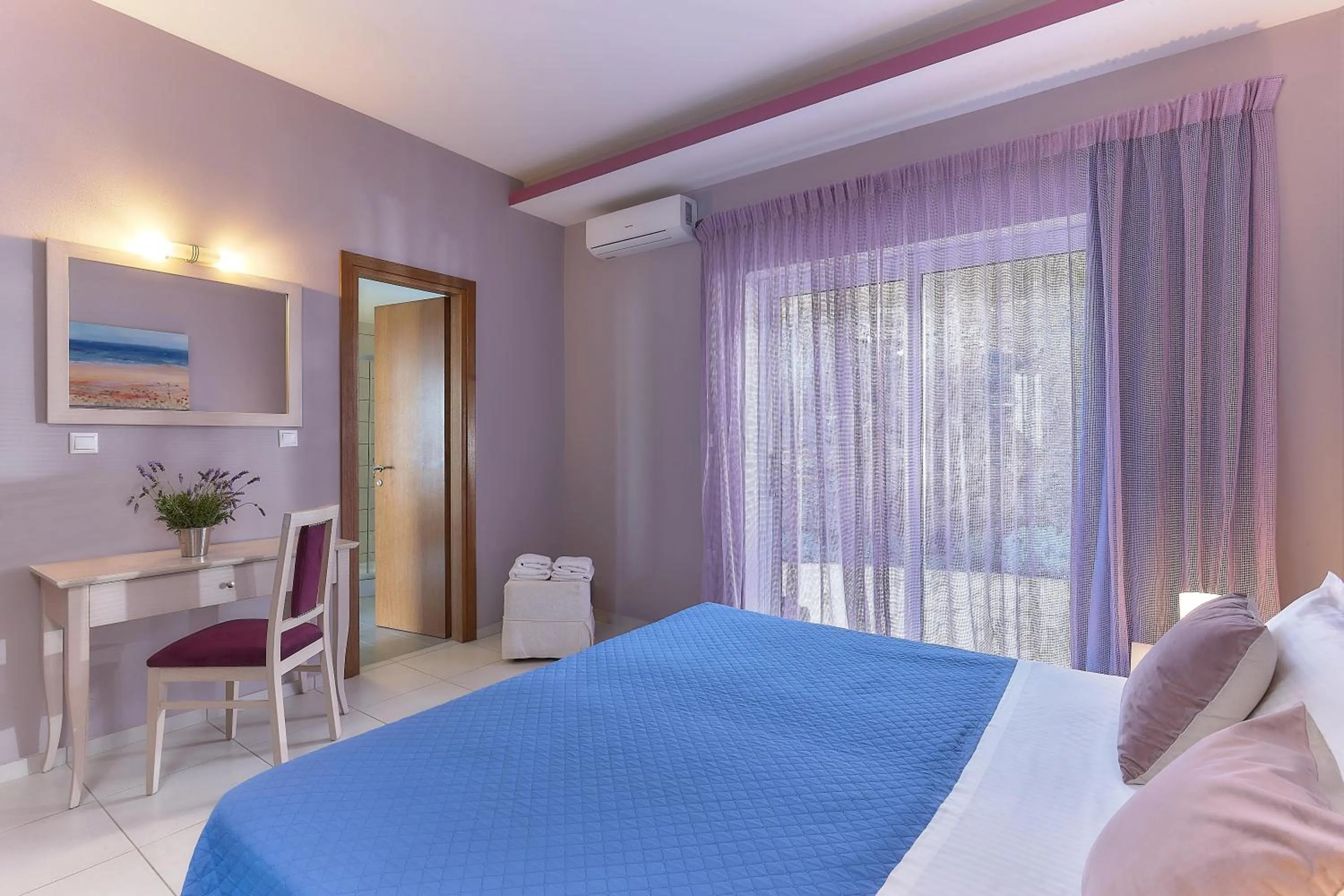 Photo of the whole room, Bed in Nymphes Luxury Apartments