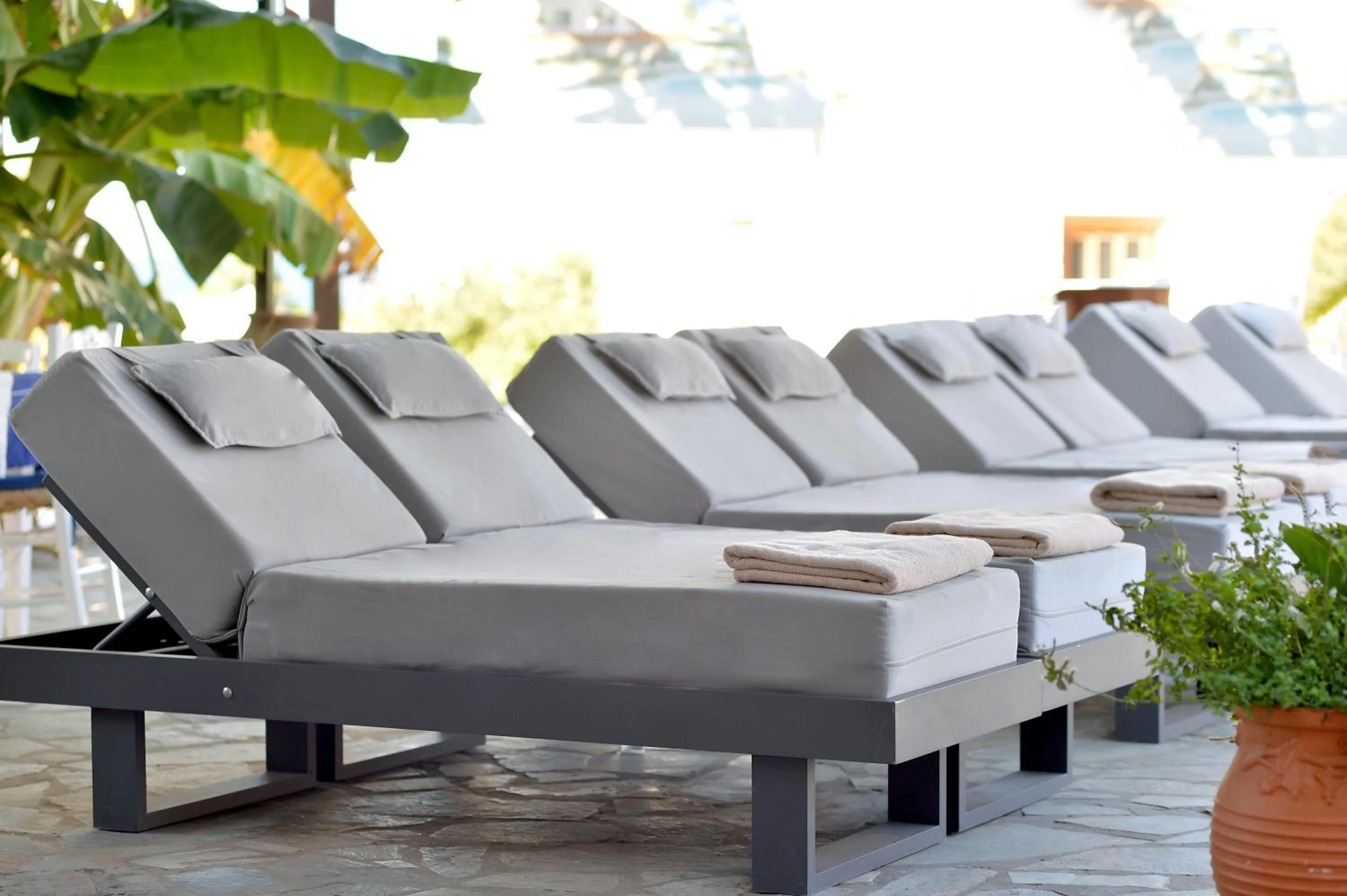 Swimming pool in Vasilaras Hotel