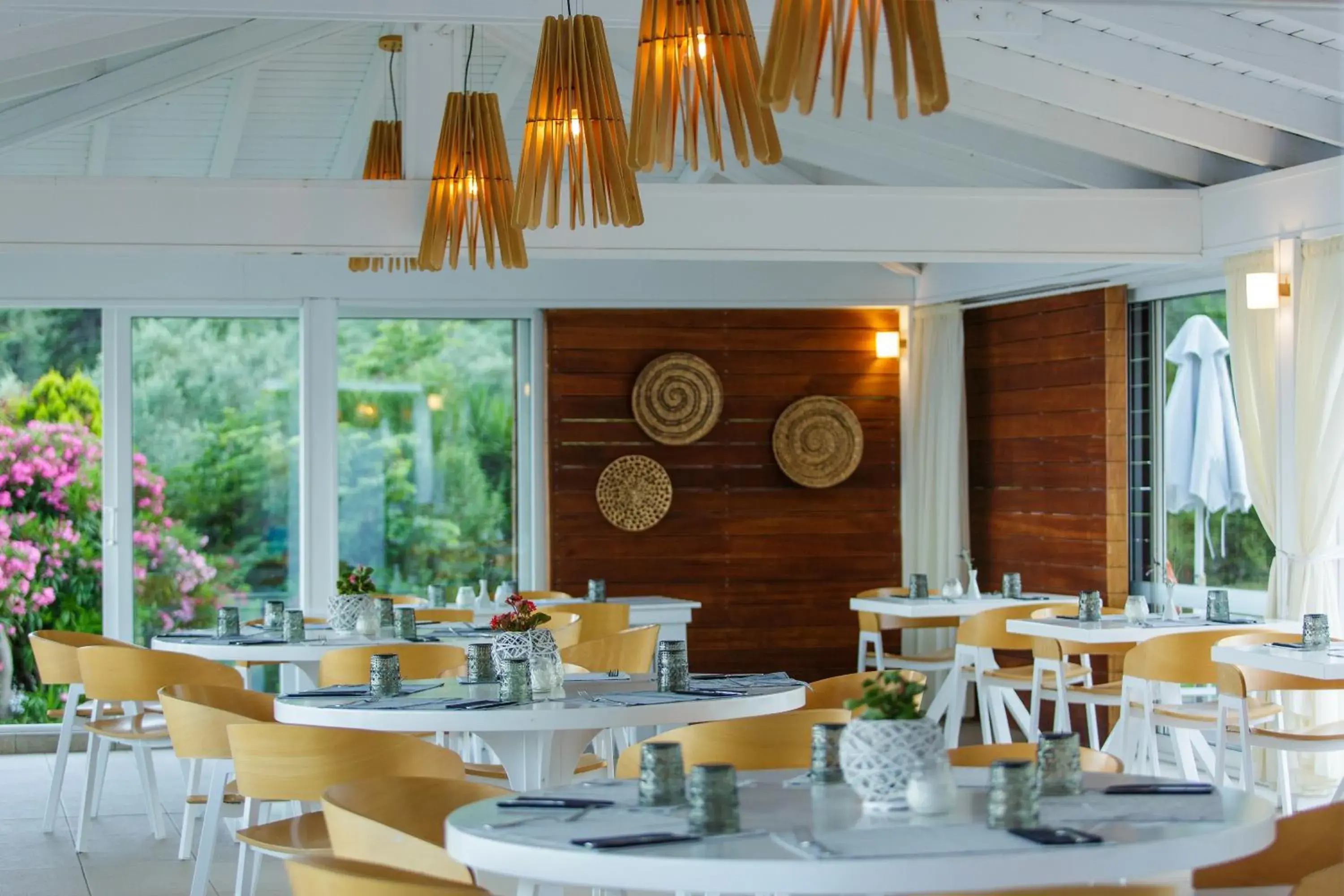 Restaurant/places to eat in Kassandra Bay Resort, Suites & Spa Restaurant/places to eat in Kassandra Bay Resort, Suites & Spa