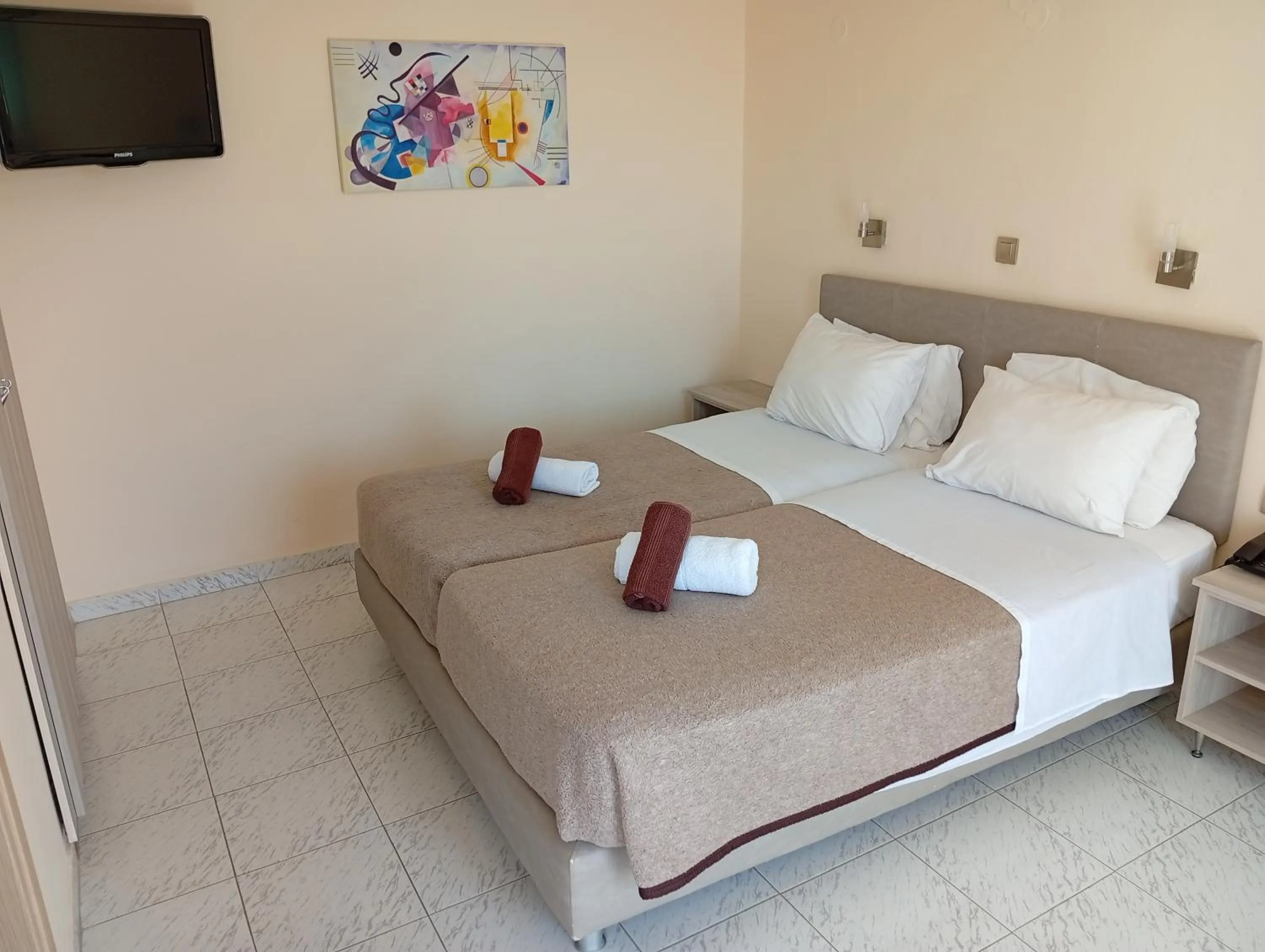 Bedroom, Bed in Leonidas Hotel & Studios