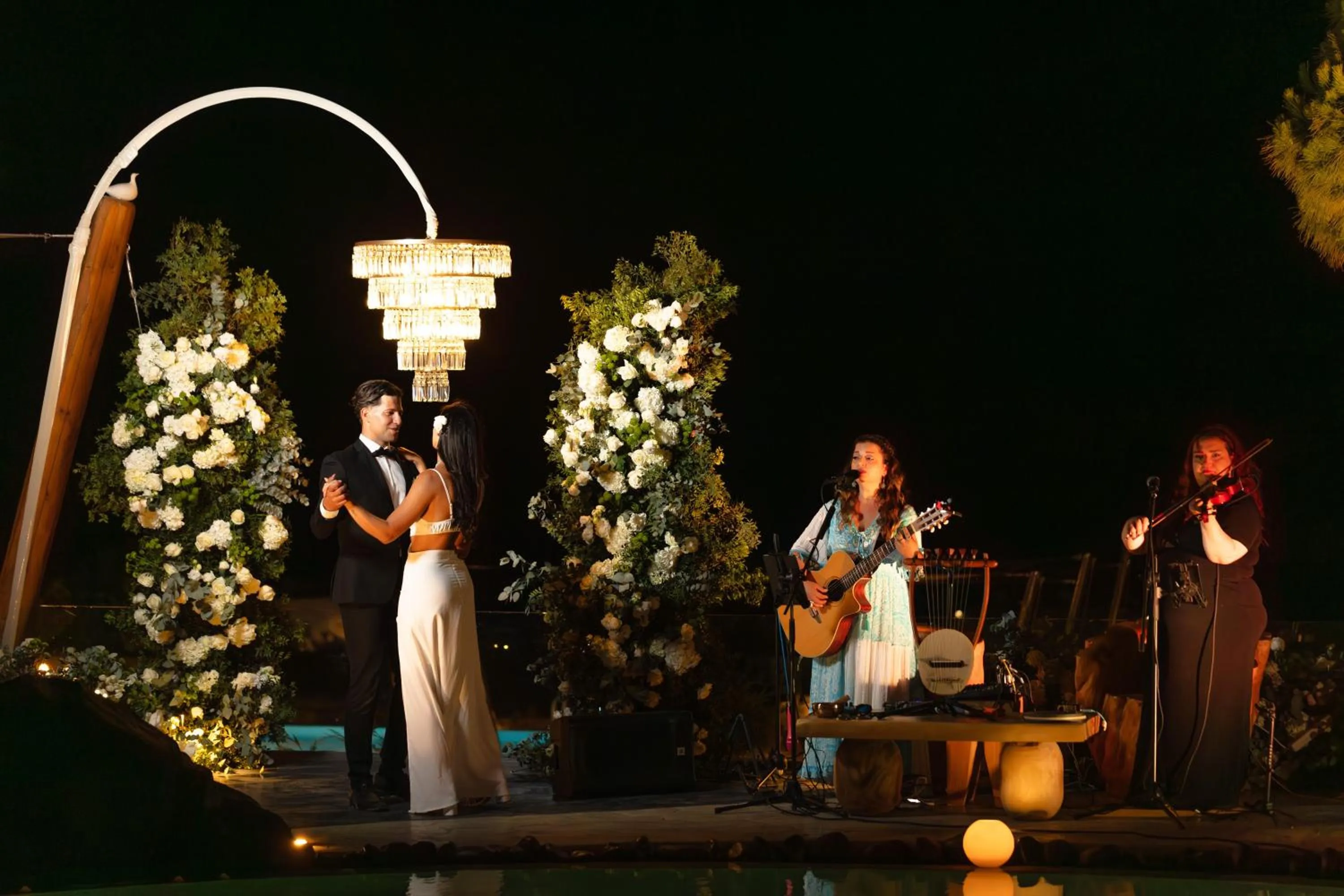 wedding in Evgenia Villas & Suites by Calm Collection