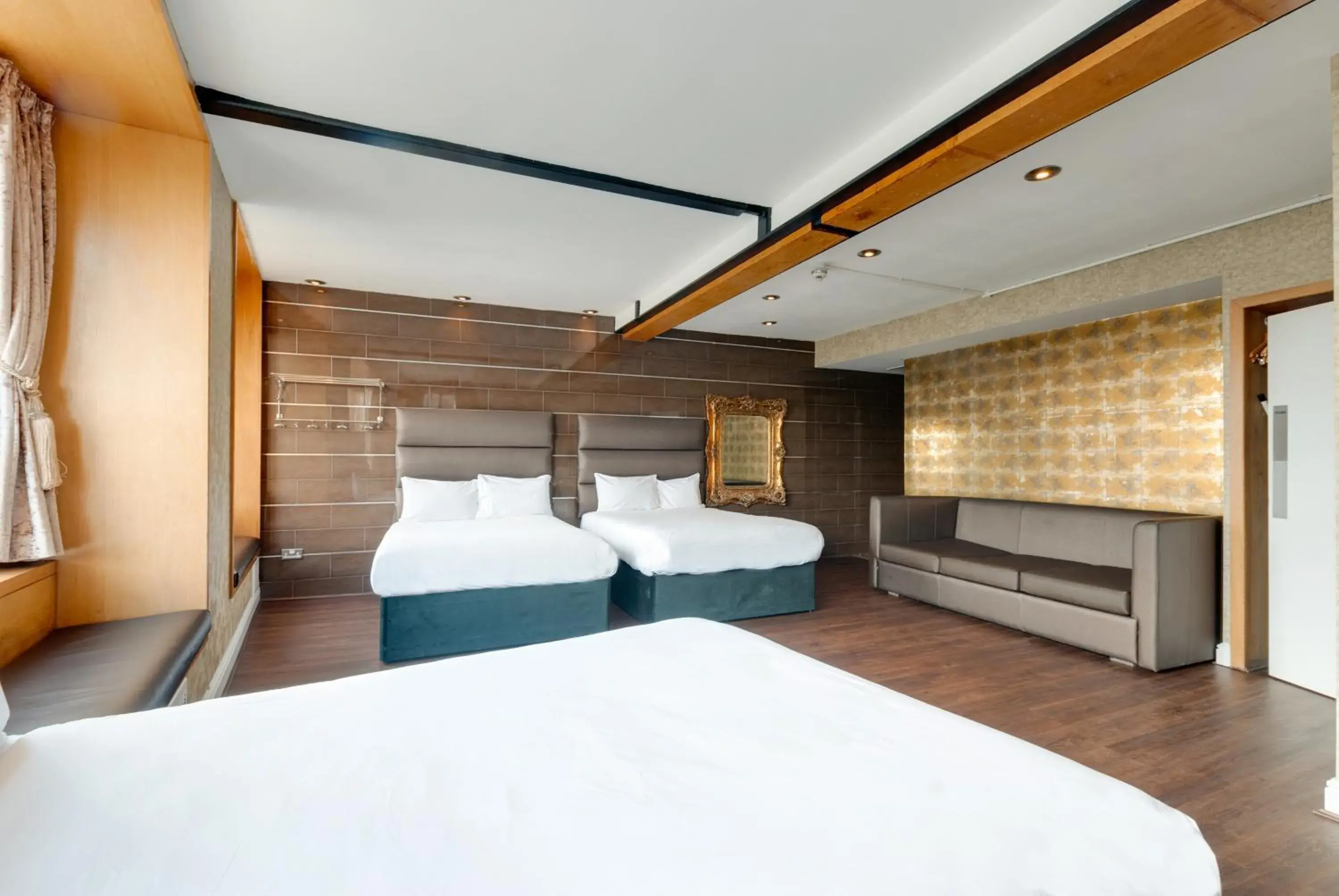 Superior Suite in Boutique 56 Superior Suite in Boutique 56