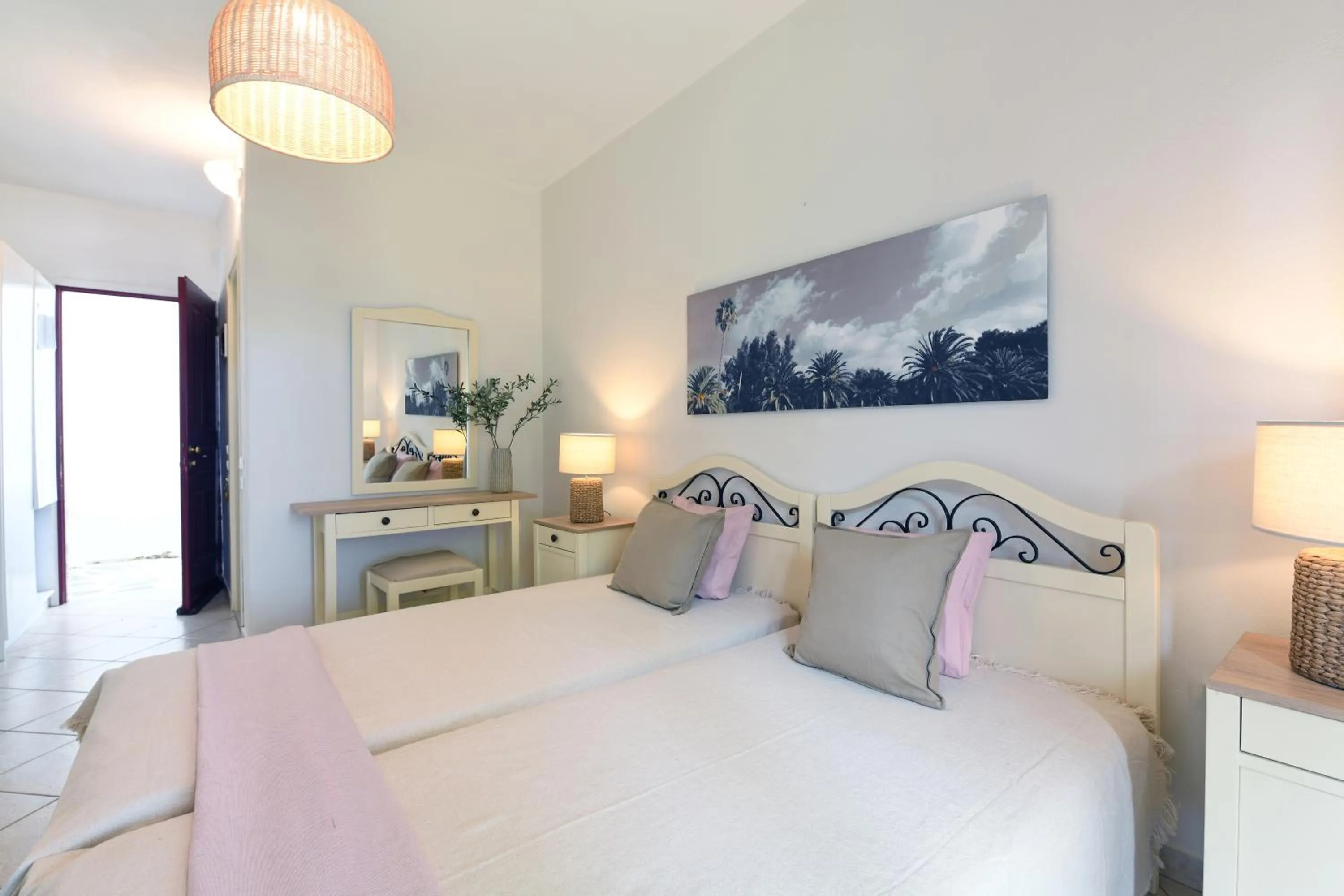 Bed in Asteras Paradise