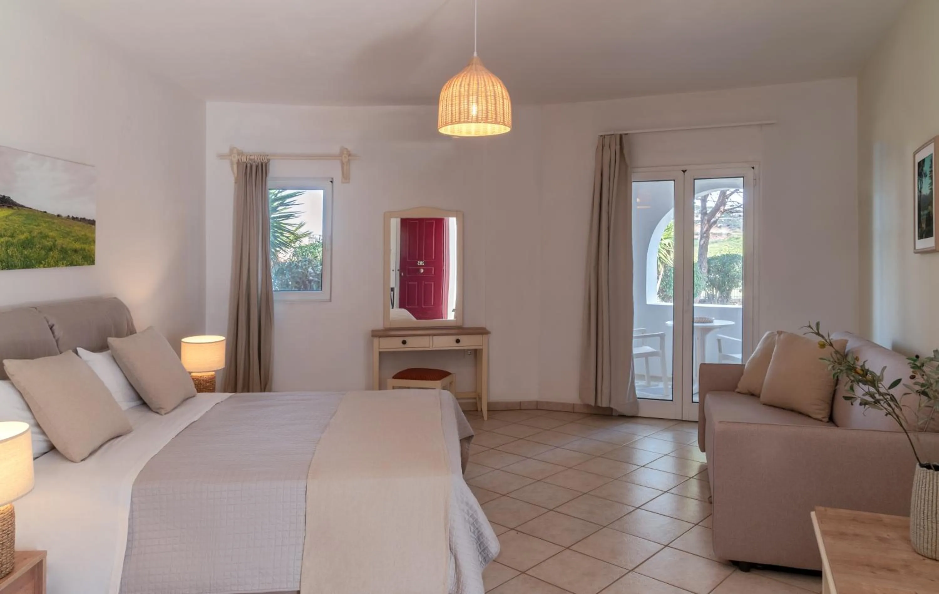 Photo of the whole room, Bed in Asteras Paradise