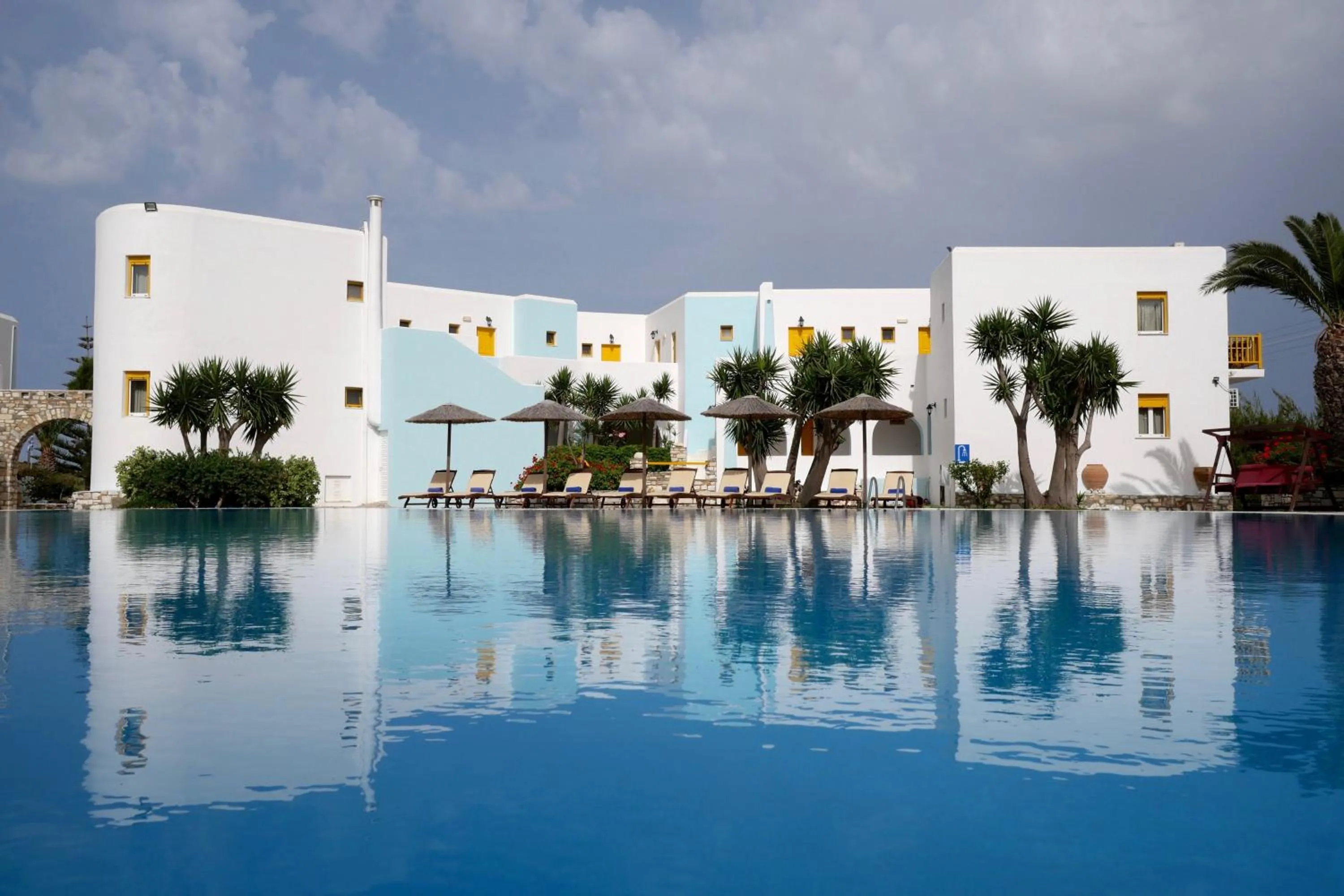 Swimming pool in Asteras Paradise