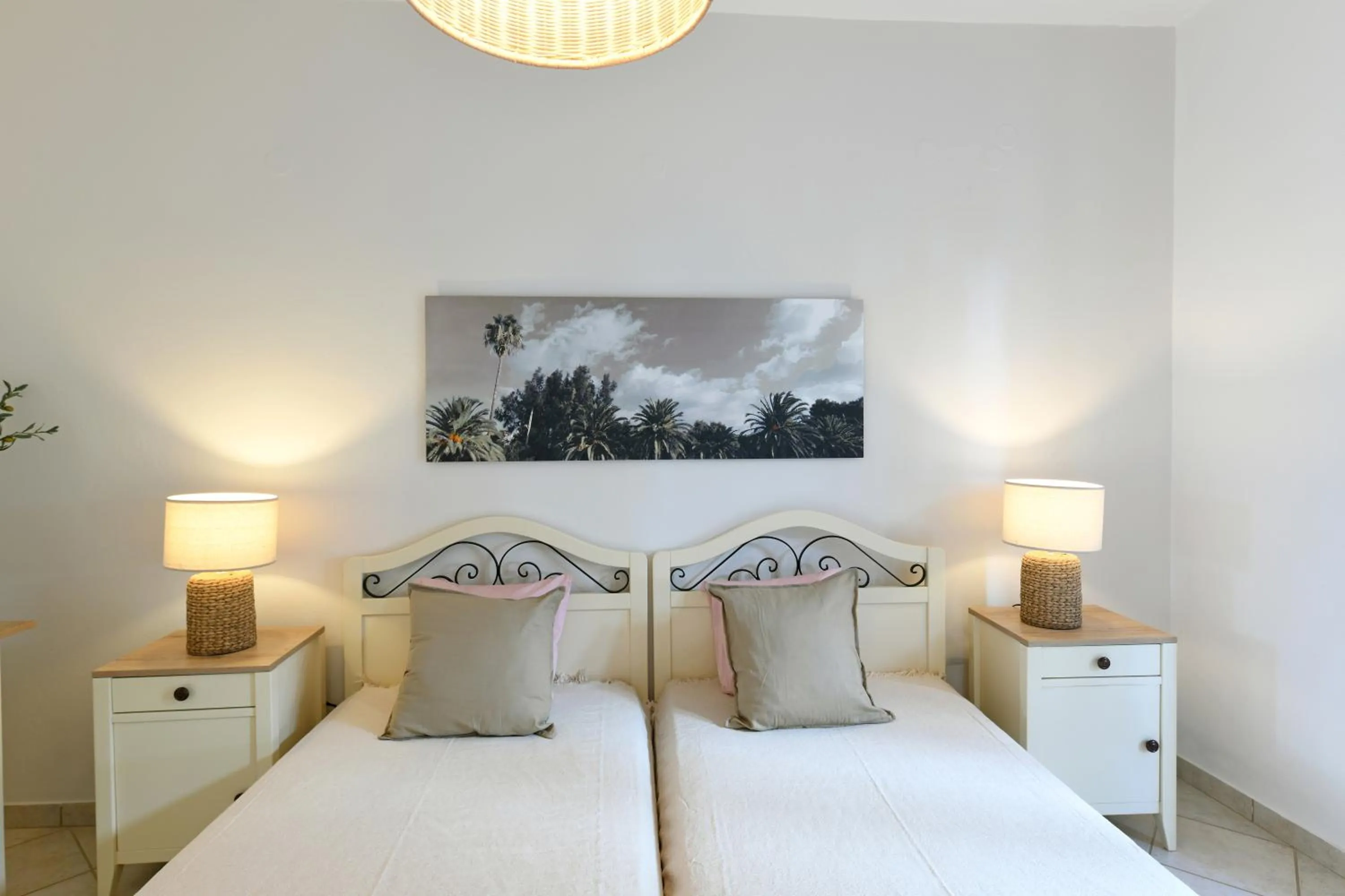 Bed in Asteras Paradise