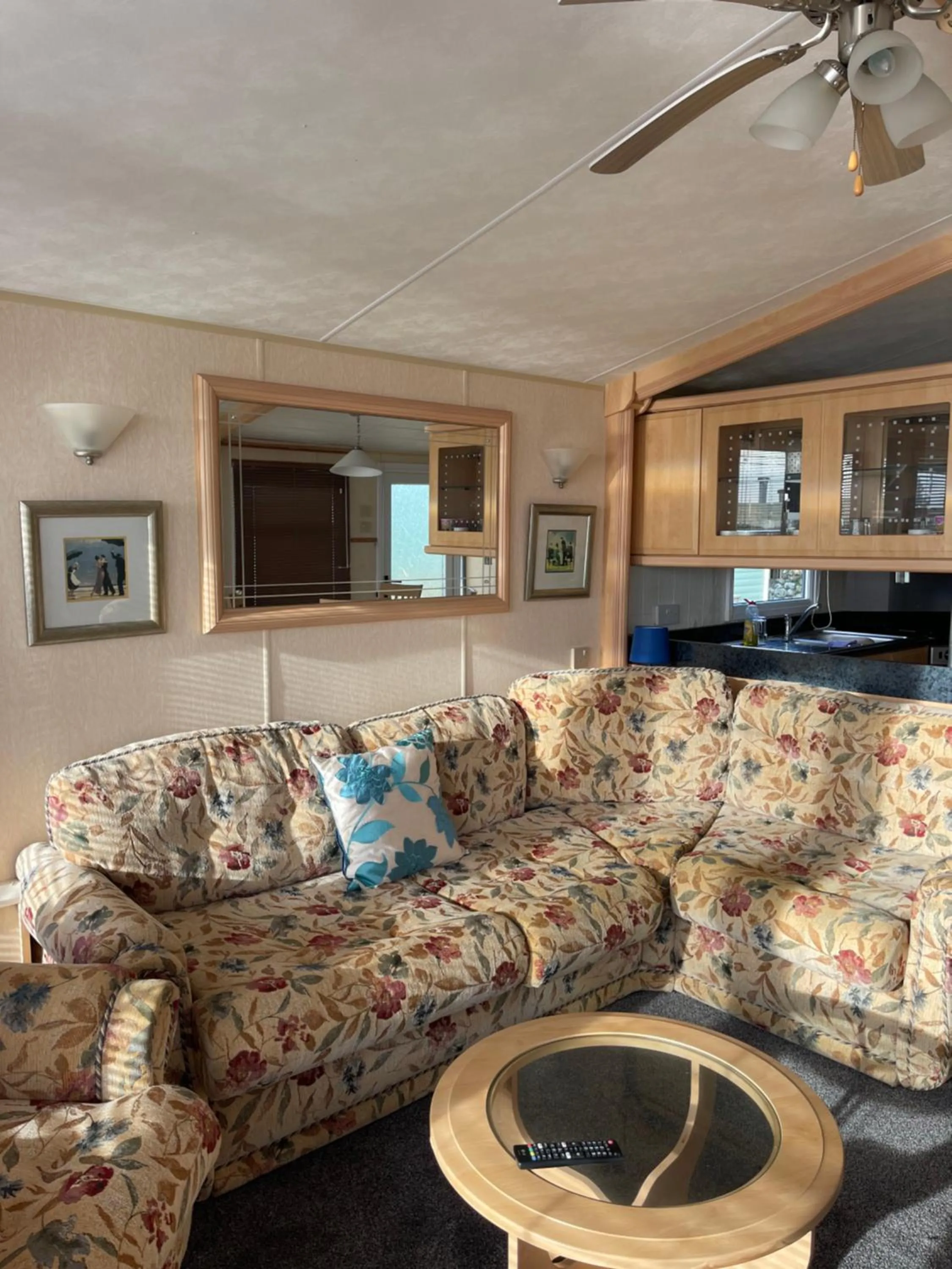 Living room in Immaculate 2-Bed Static Caravan at Monrieth