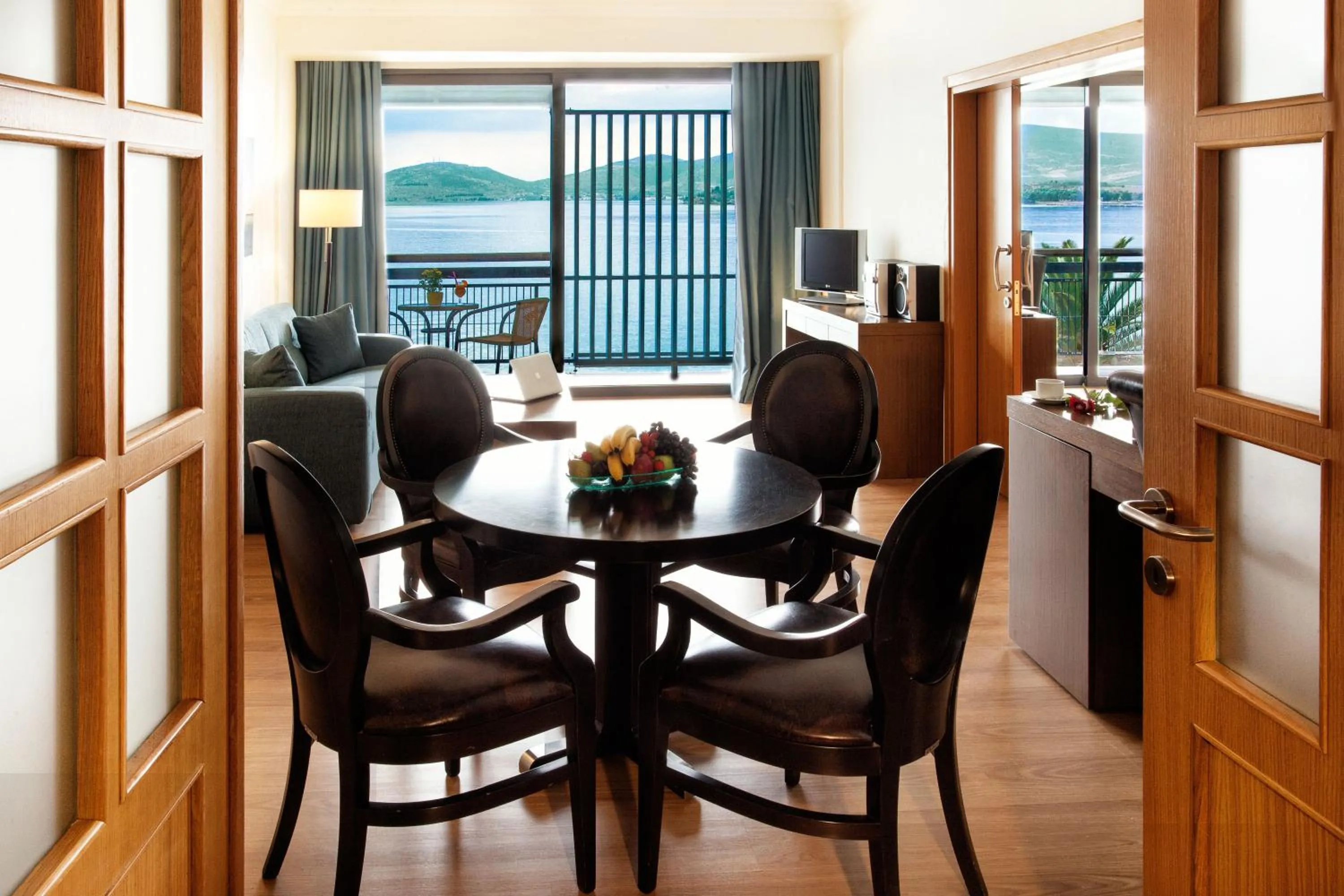 Restaurant/places to eat in Domotel Xenia Volos