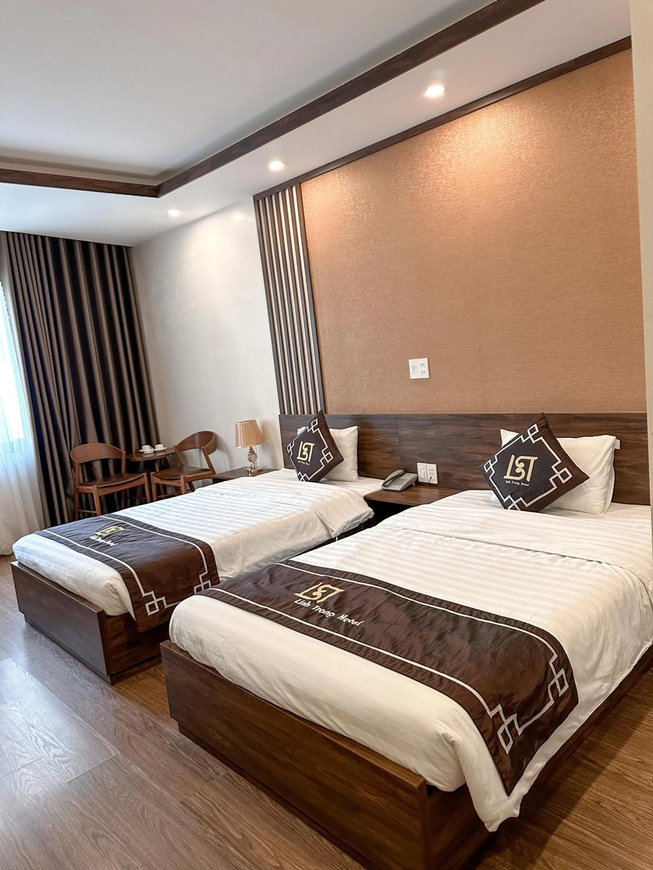 Bed in Linh Trang Hạ Long Hotel