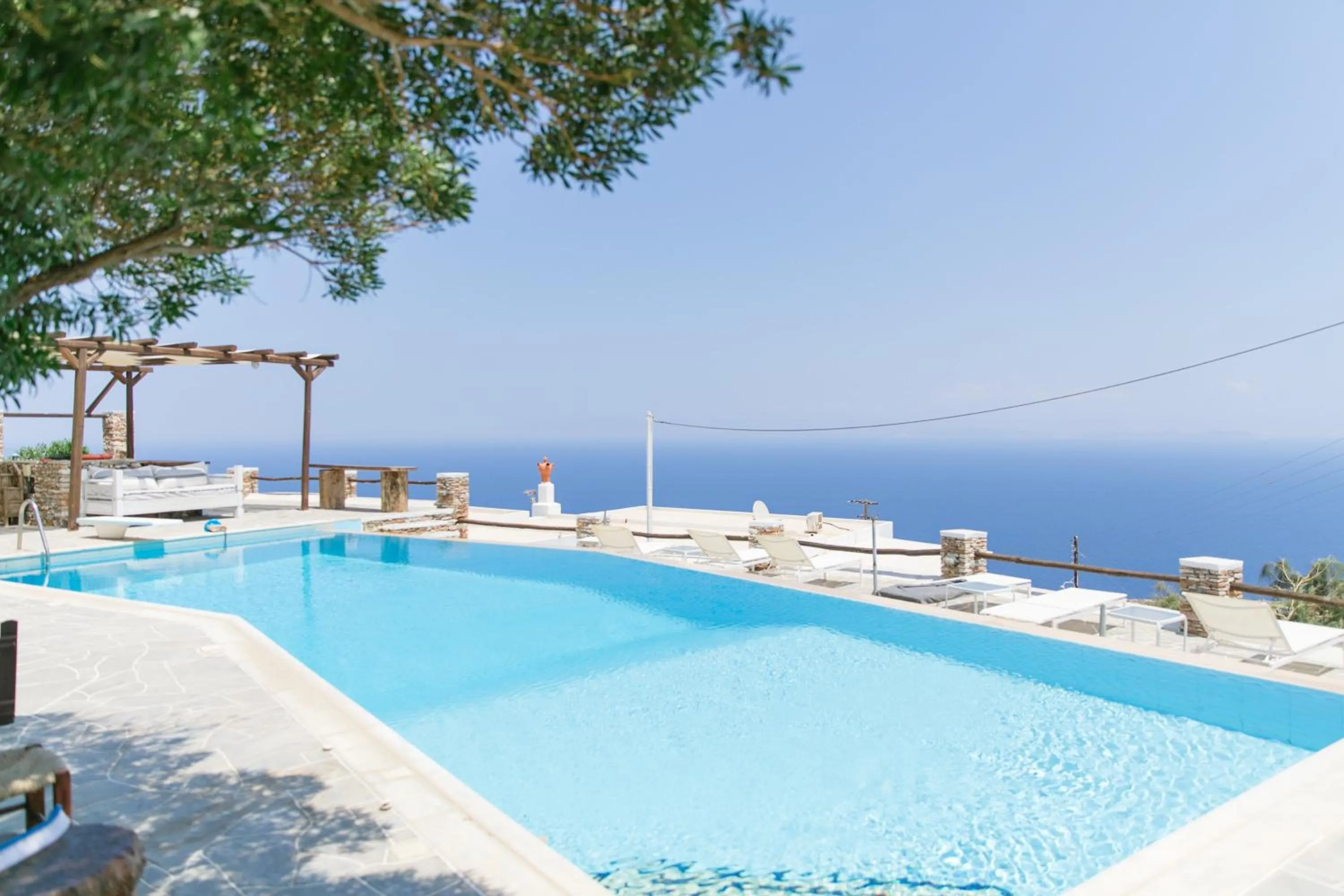 Pool view in Windmill Bella Vista